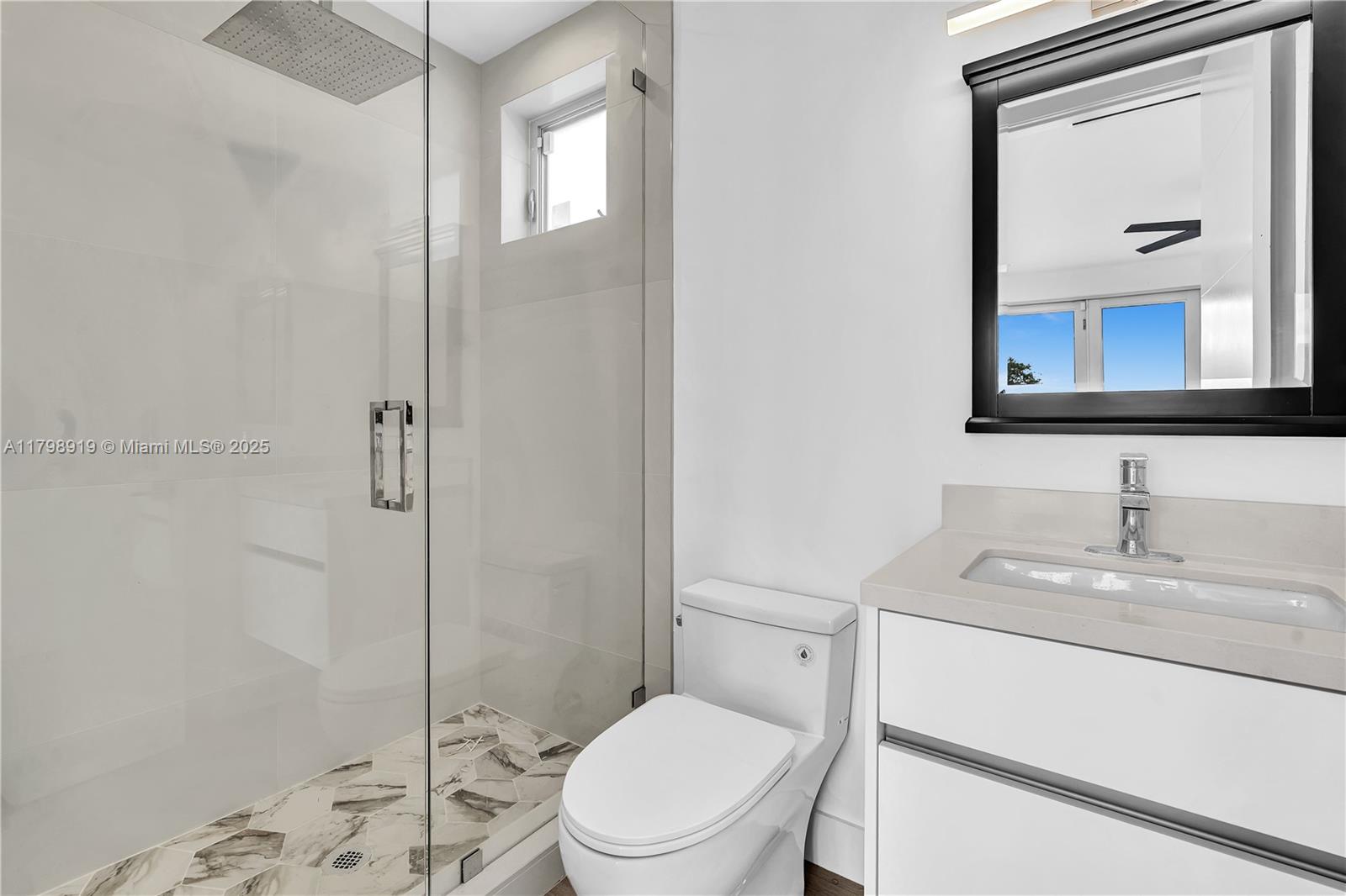 WESTWOOD LAKE 10TH ADDN - Residential