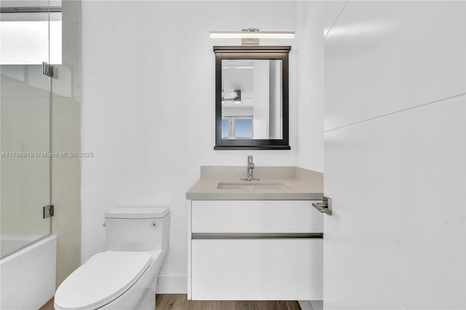 WESTWOOD LAKE 10TH ADDN - Residential