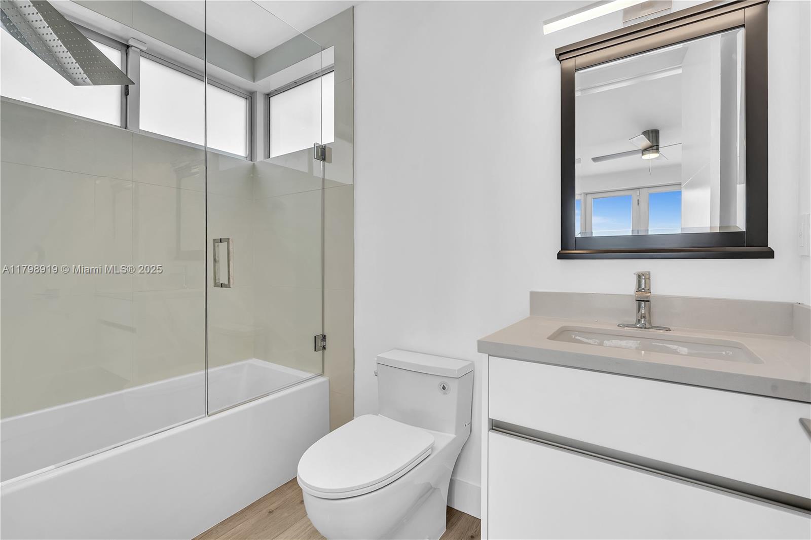 WESTWOOD LAKE 10TH ADDN - Residential