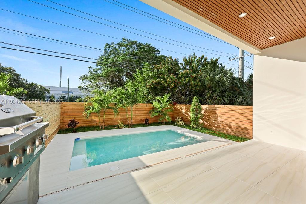 HOLIDAY HEIGHTS - Residential Income