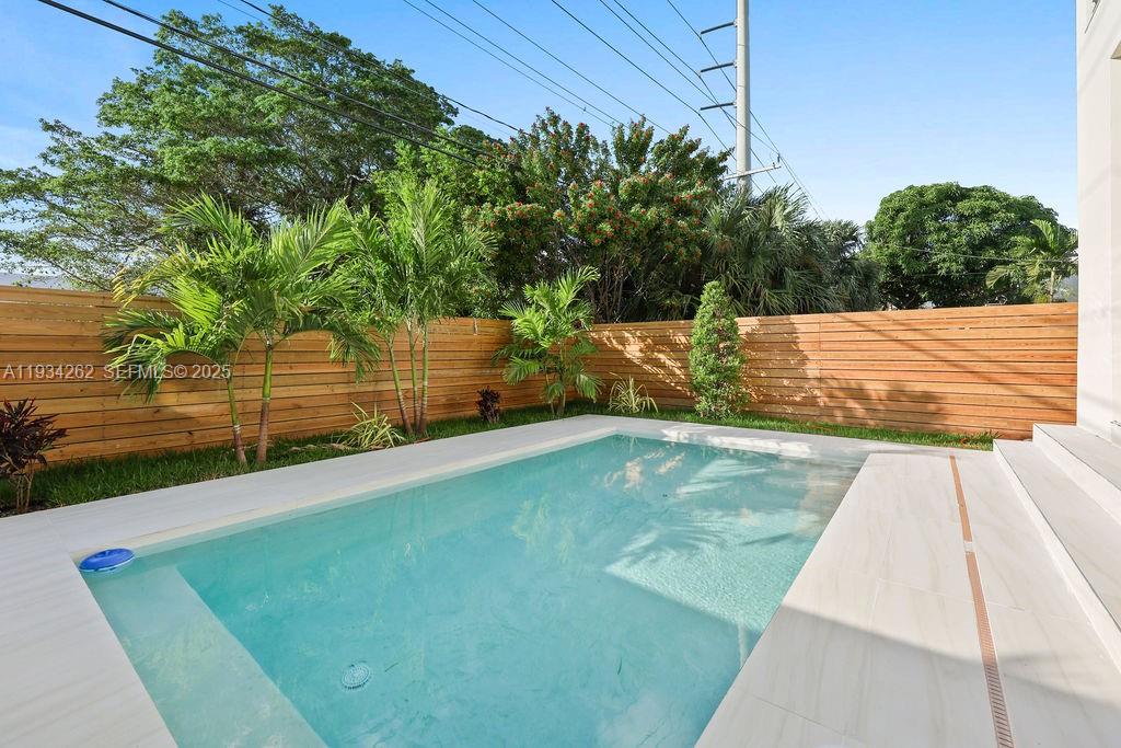 HOLIDAY HEIGHTS - Residential Income