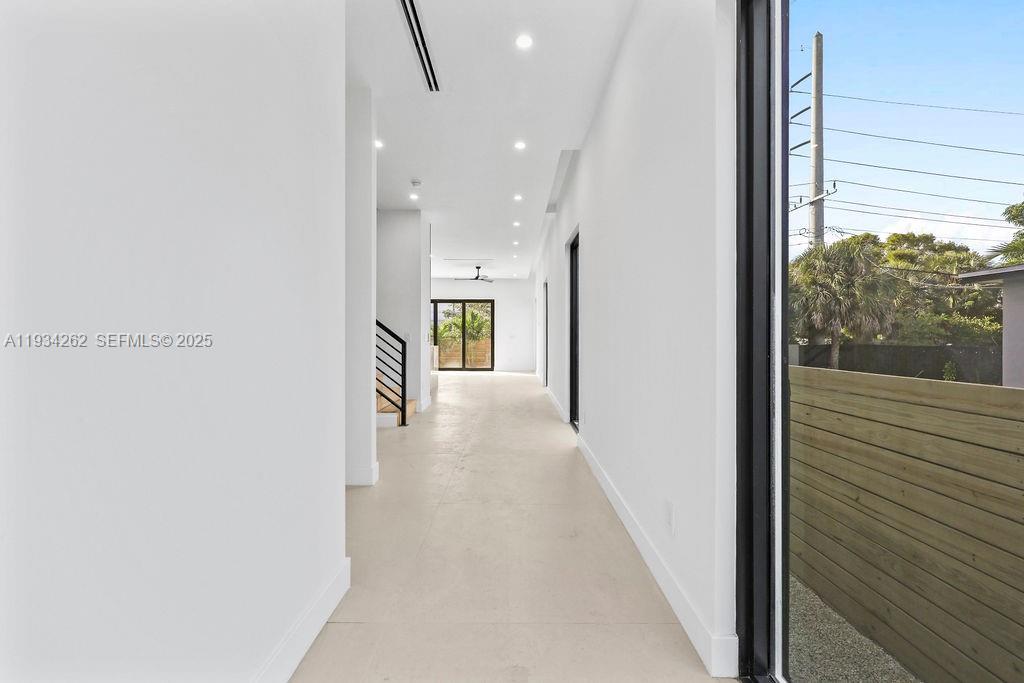 HOLIDAY HEIGHTS - Residential Income