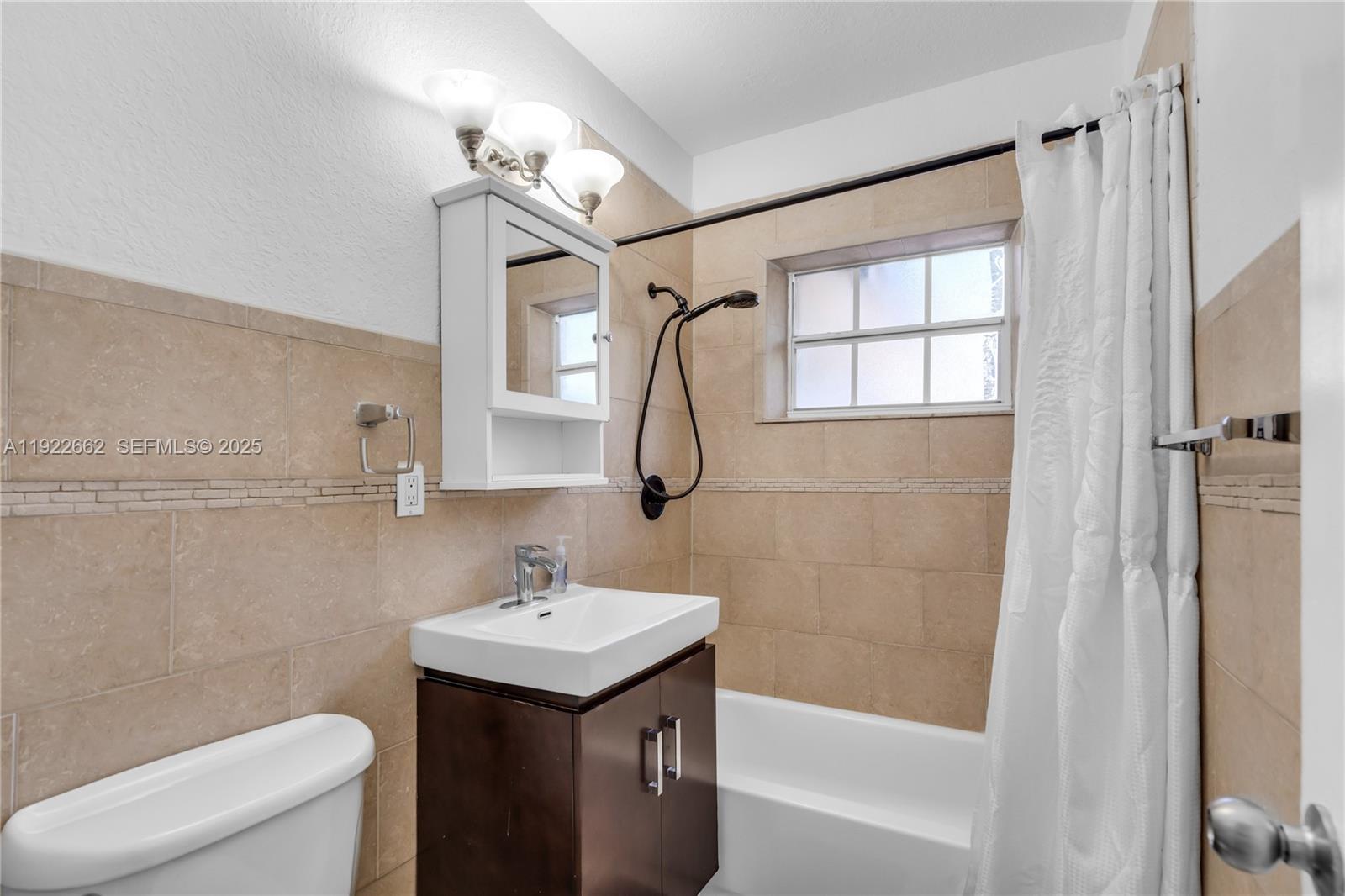 MIRACOPA PARK - Residential Lease