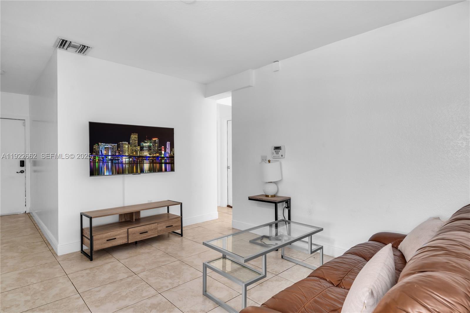 MIRACOPA PARK - Residential Lease