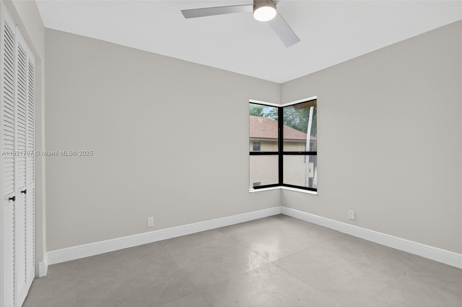 KARANDA VILLAGE III-A CON - Residential