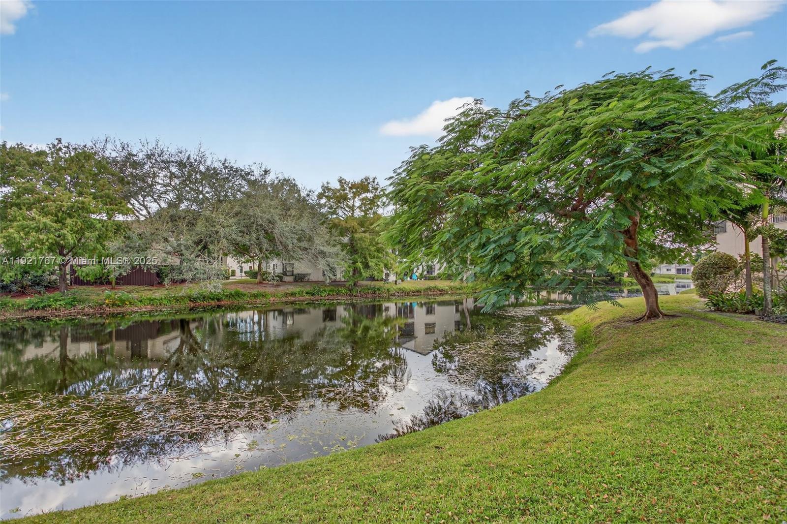 KARANDA VILLAGE III-A CON - Residential