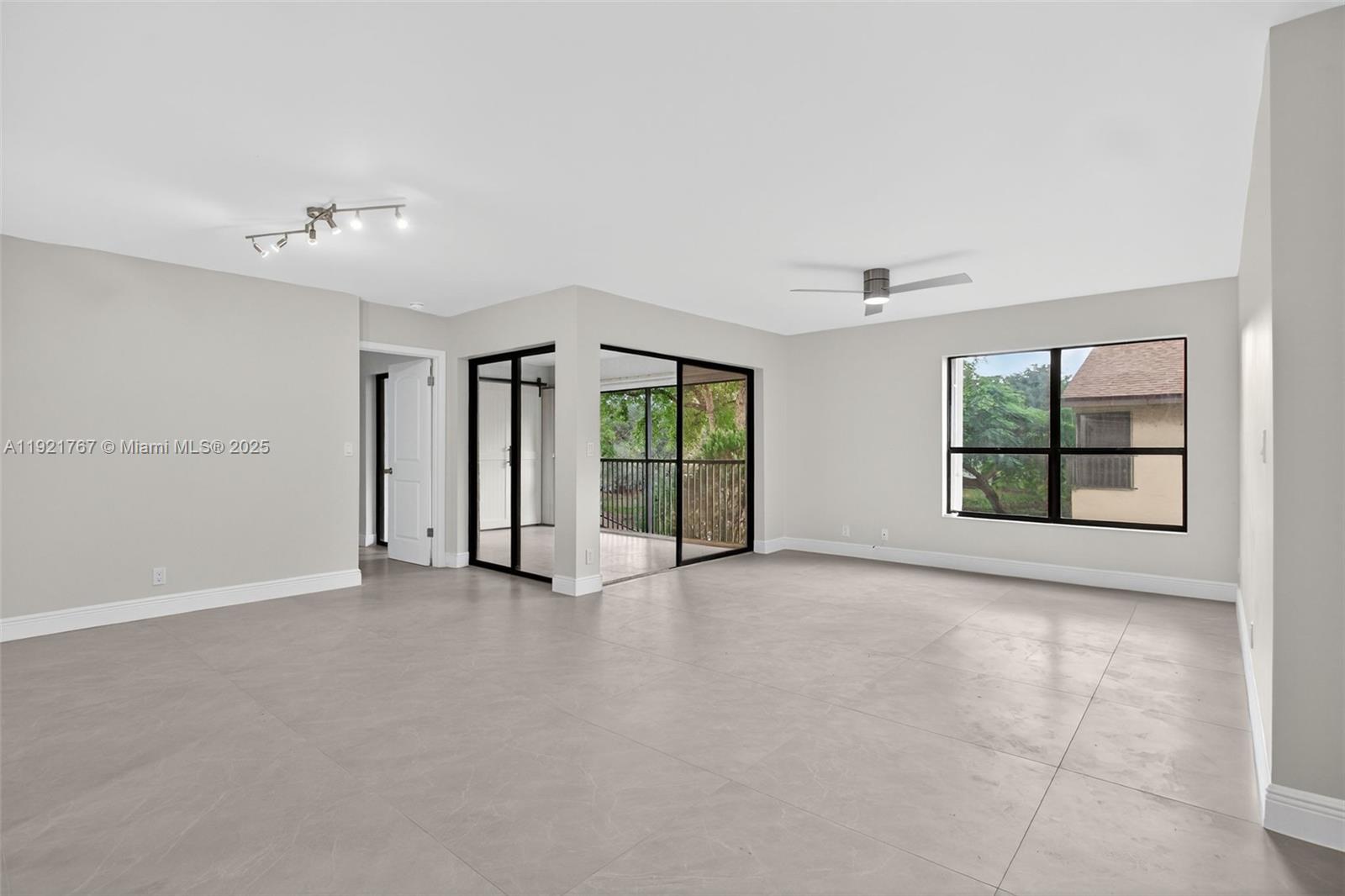 3697 Cocoplum Cir 3537