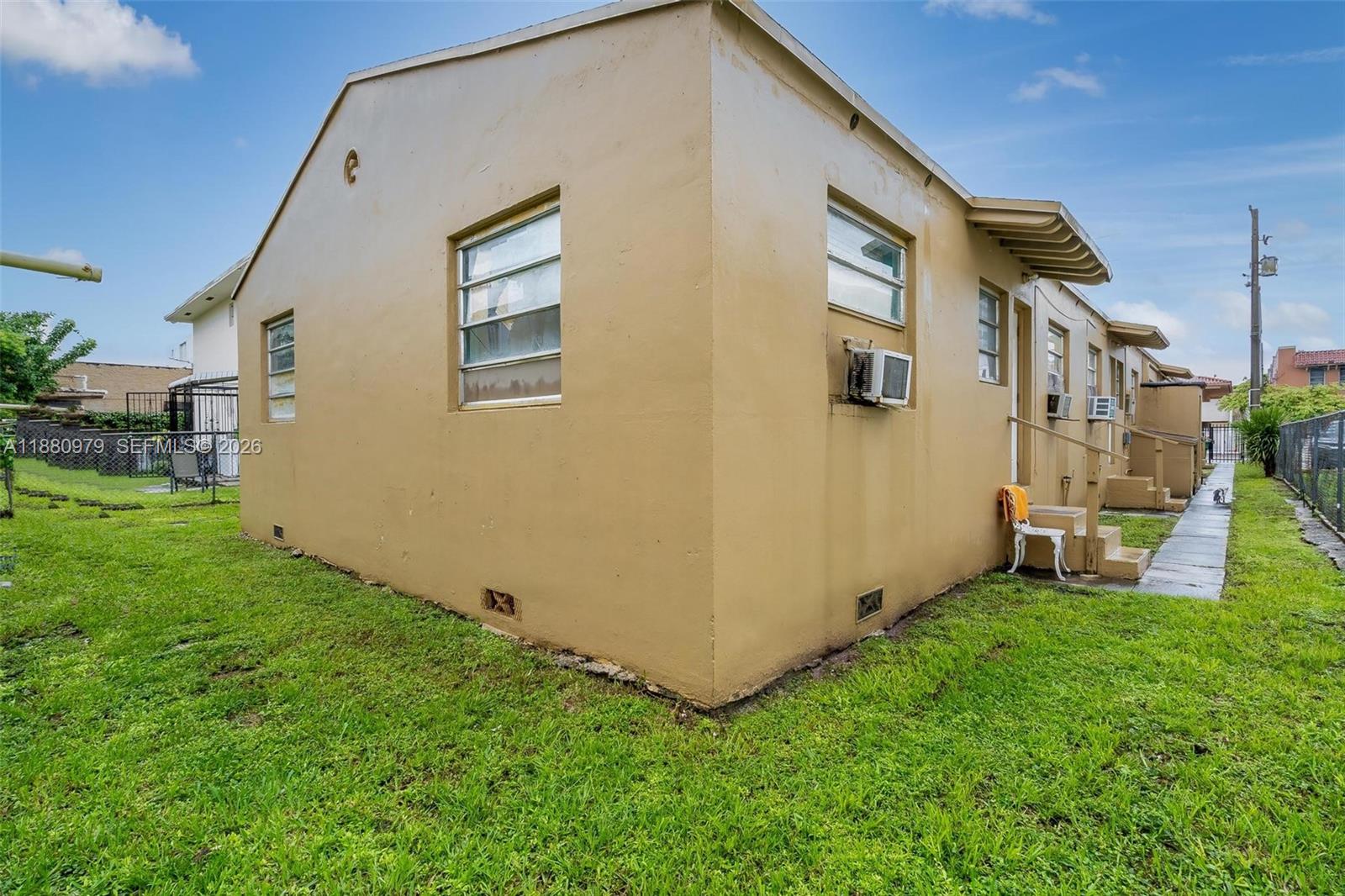 LAWRENCE ESTATES LAND COS - Residential Income