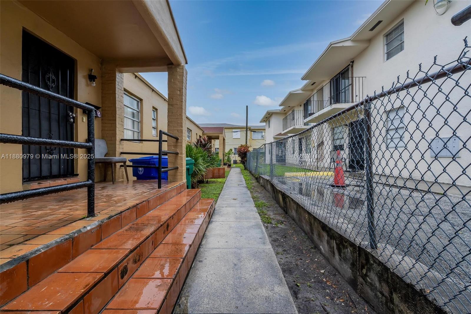 LAWRENCE ESTATES LAND COS - Residential Income