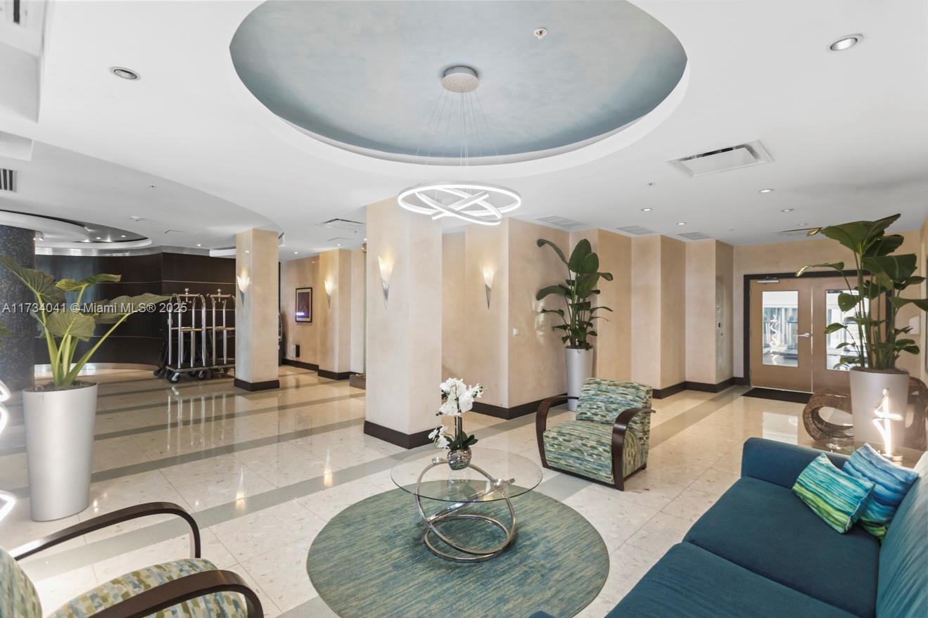 TIDES ON HOLLYWOOD BEACH - Residential Lease