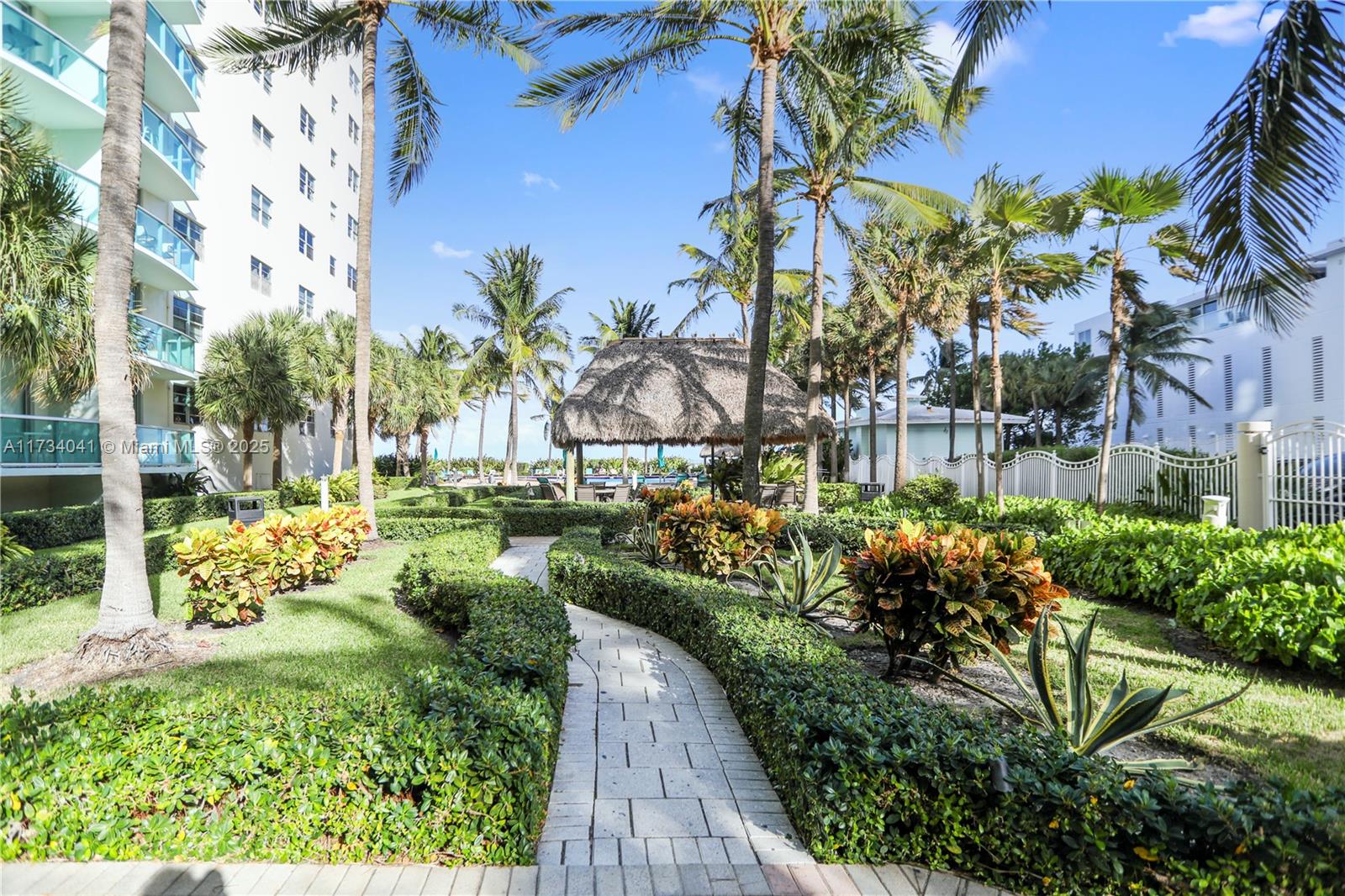 TIDES ON HOLLYWOOD BEACH - Residential Lease