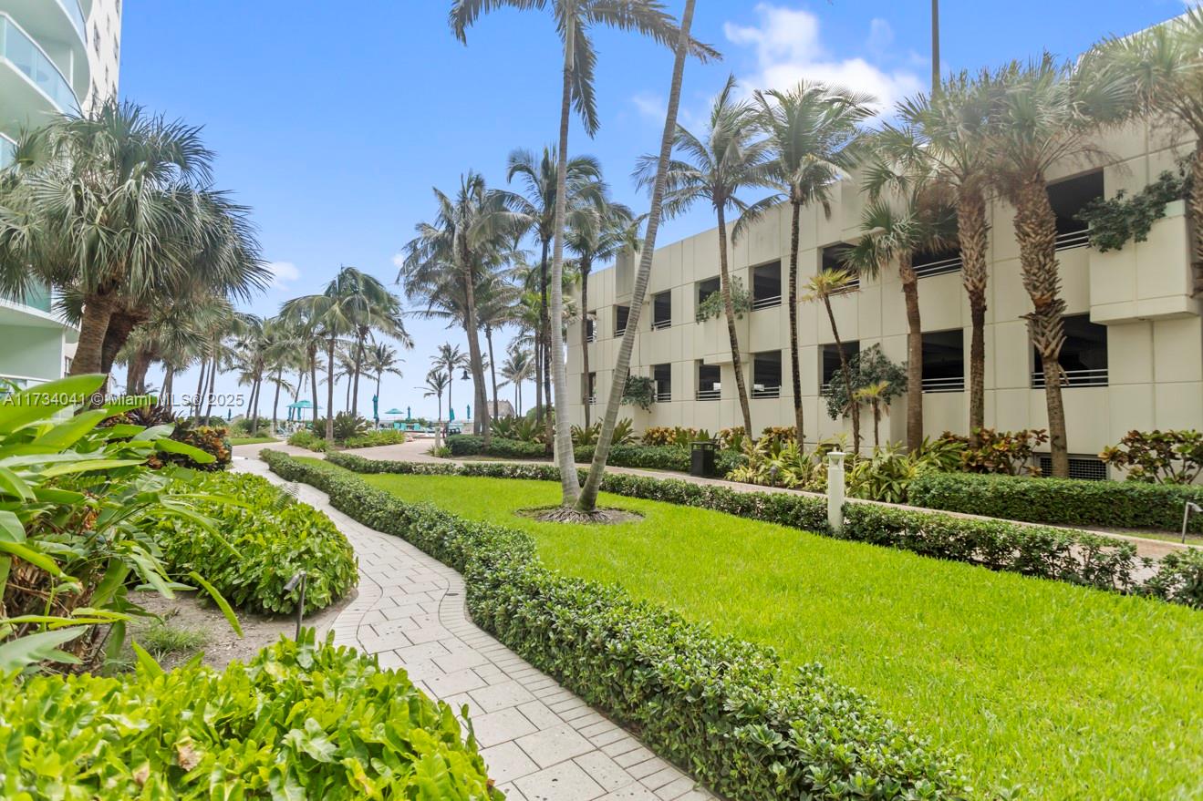 TIDES ON HOLLYWOOD BEACH - Residential Lease