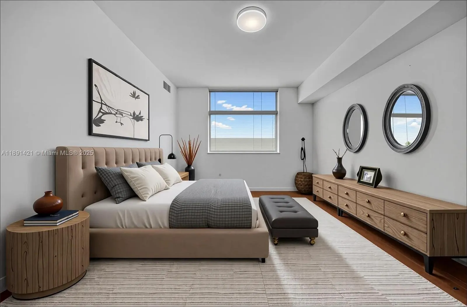 Hollywood, Florida 33020, United States, 1 Bedroom Bedrooms, ,1 BathroomBathrooms,Residential,Active,223432