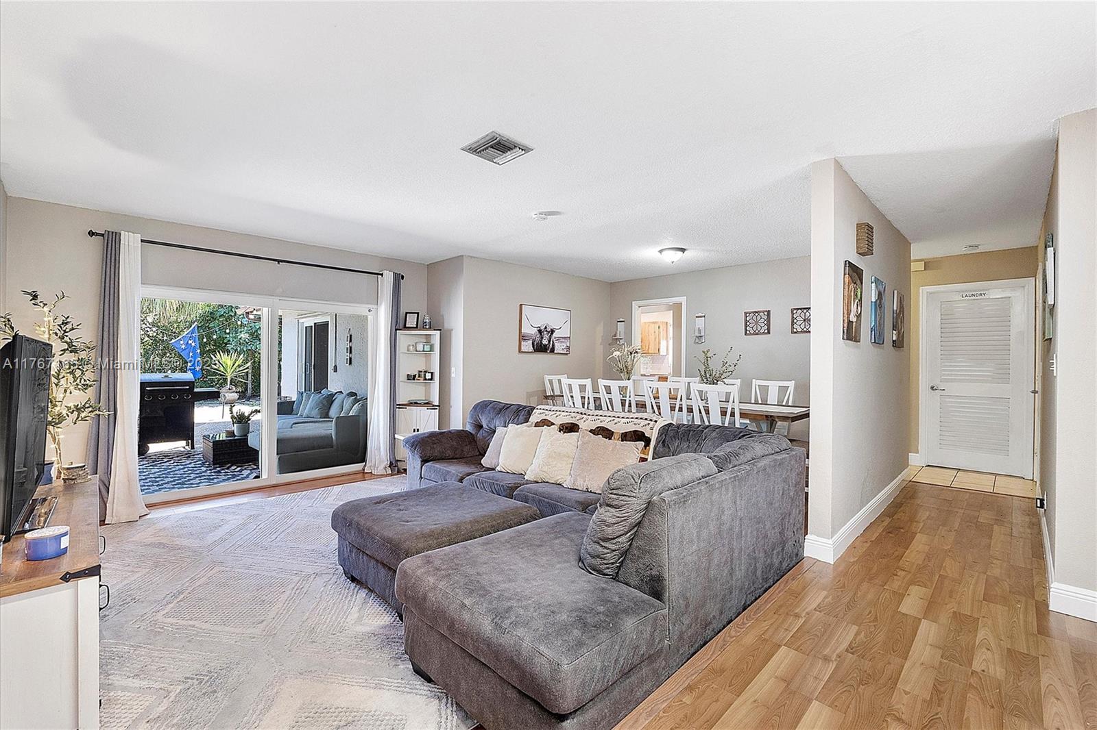 9062 NW 20th Mnr