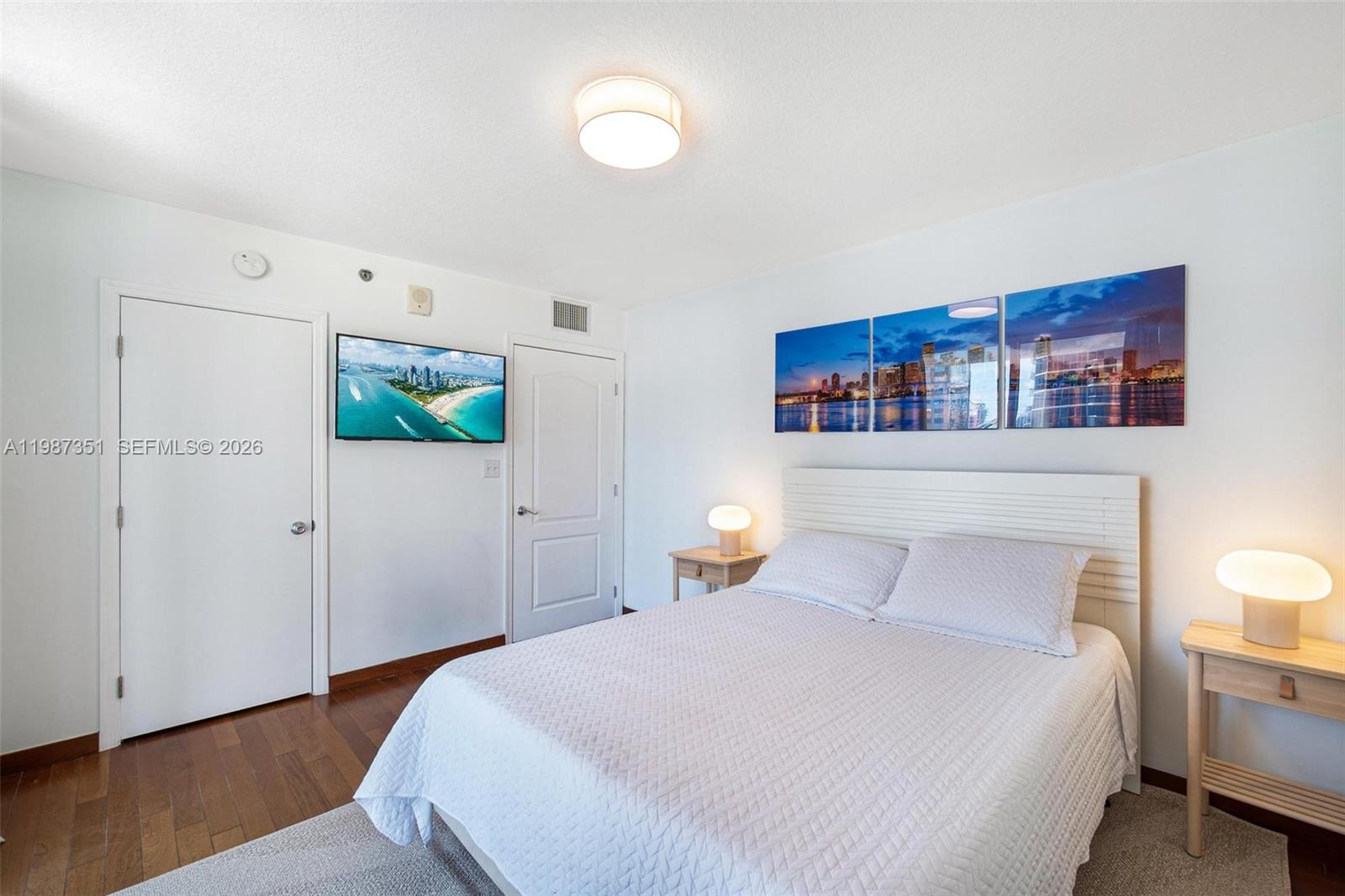 THE CLUB AT BRICKELL BAY - Residential