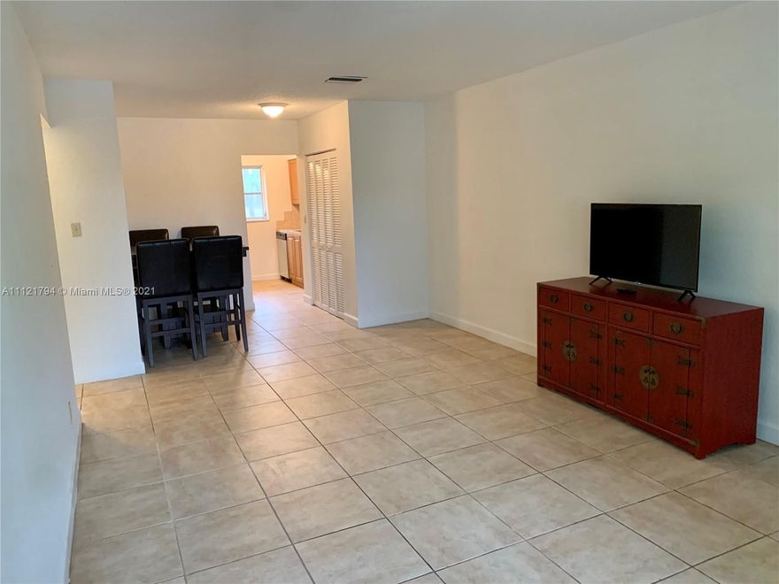 Come see this spacious 2 bedroom 1 bath apartment unit in highly desired neighborhood in Wilton Manors. Unit is in great conditions, recently painted, move-in ready. Washer and dryer inside unit and pool is right across the street. Easy to show