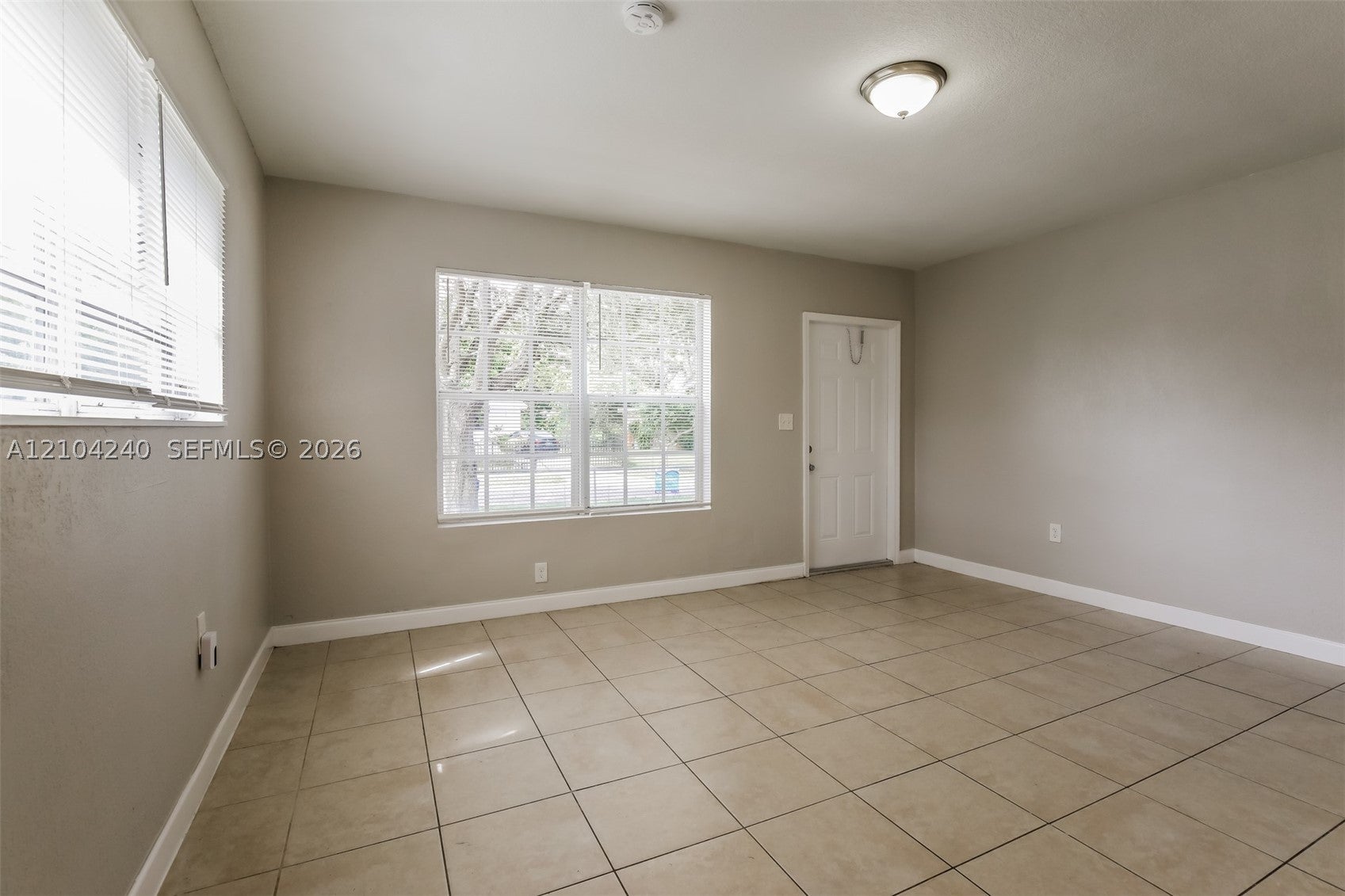1250 NE 207th Ter