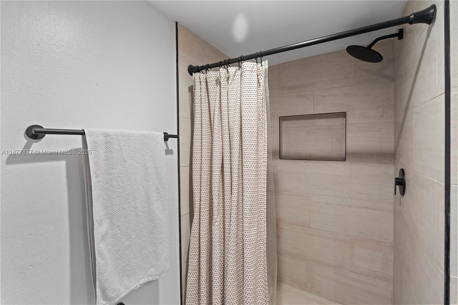 GARDENS OF KENDALL SO CON - Residential