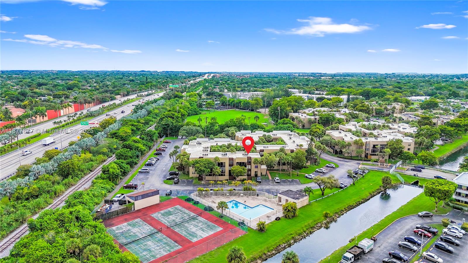 GARDENS OF KENDALL SO CON - Residential