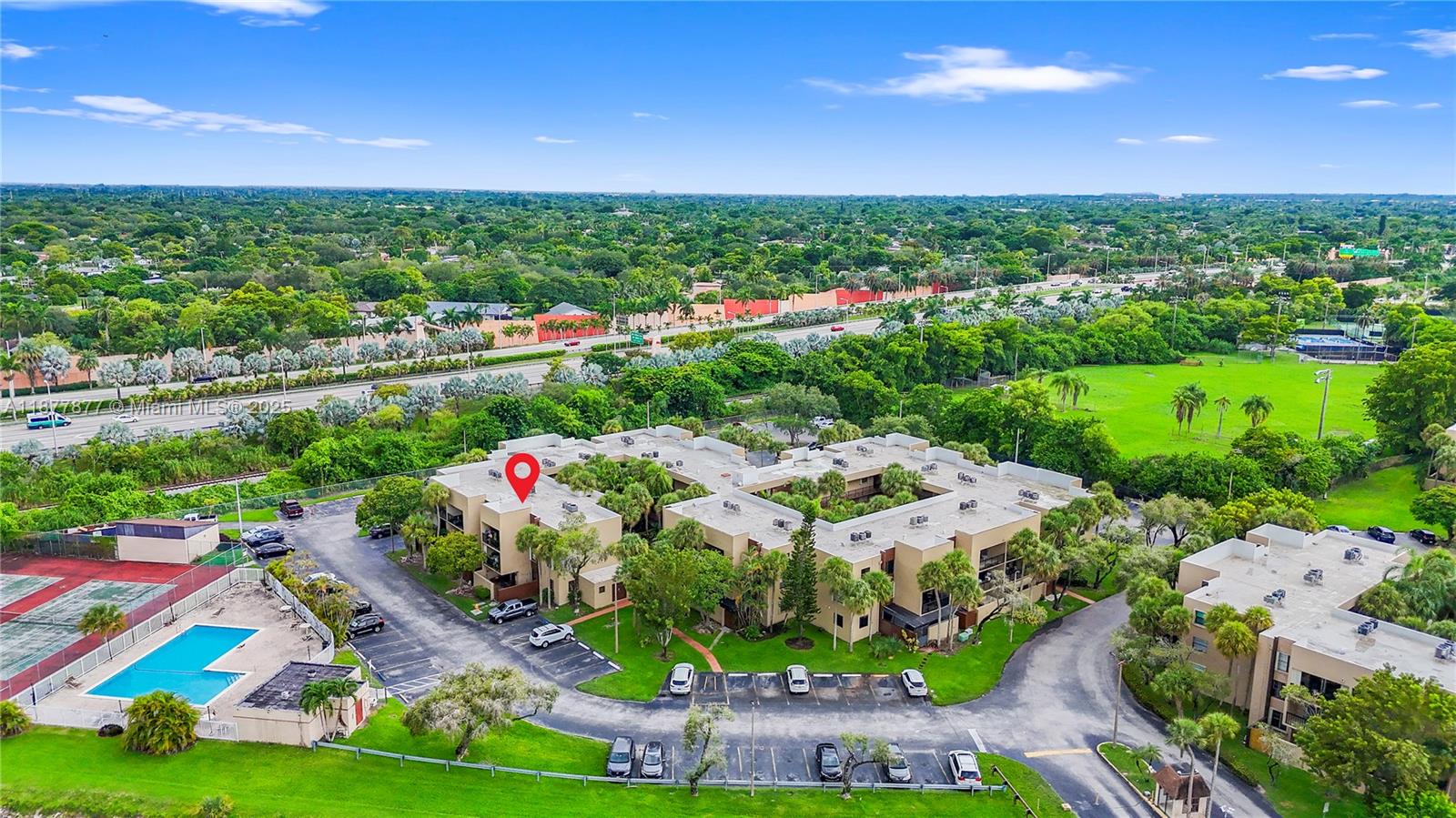 GARDENS OF KENDALL SO CON - Residential