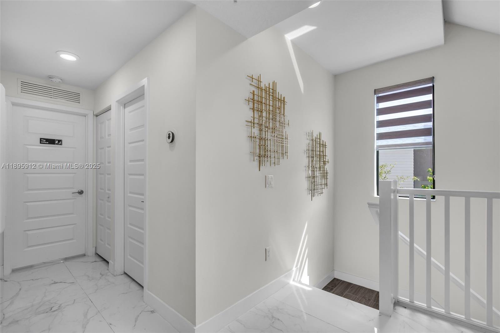 DOWNTOWN DORAL SOUTH PHAS - Residential