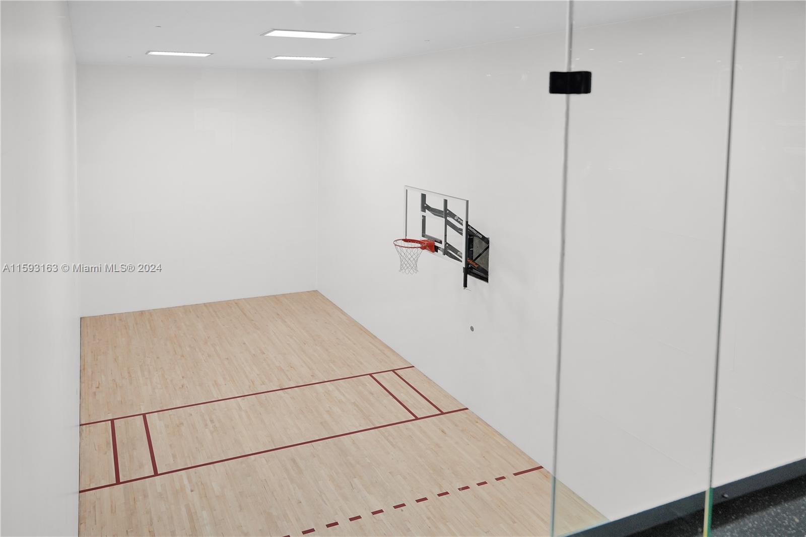 CARBONELL CONDO - Residential