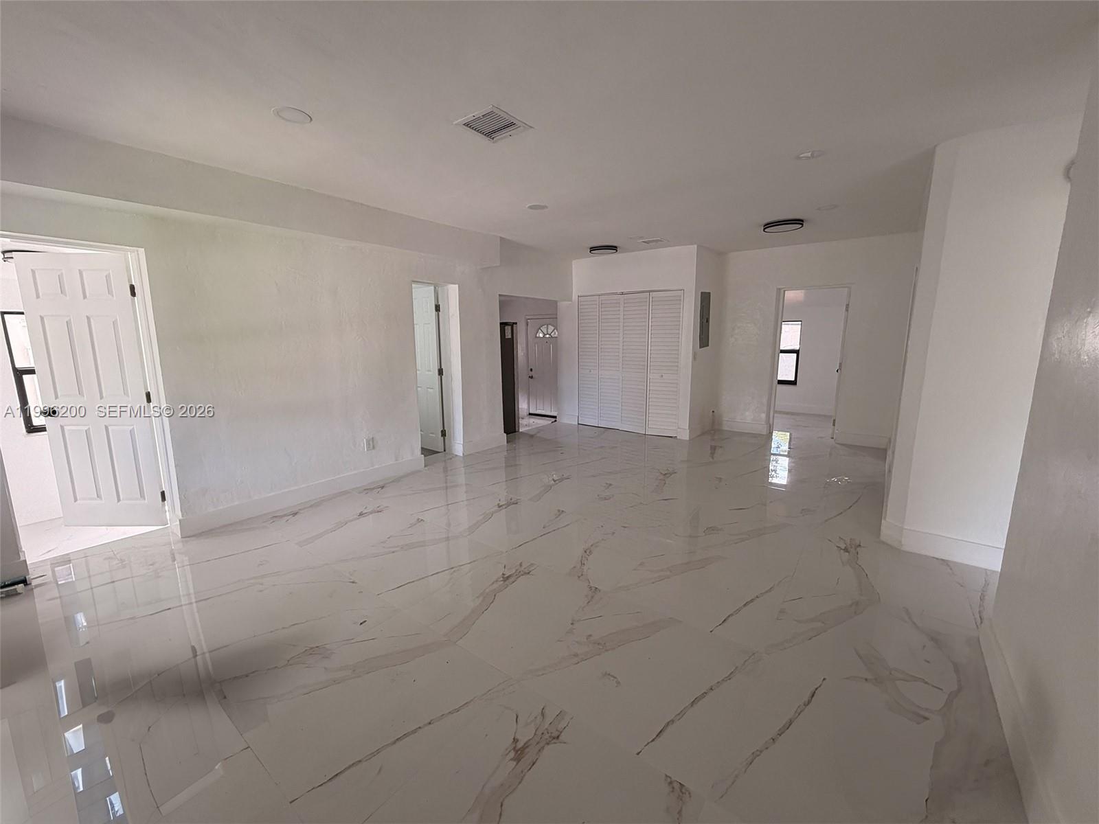 N MIAMI ESTATES - Residential