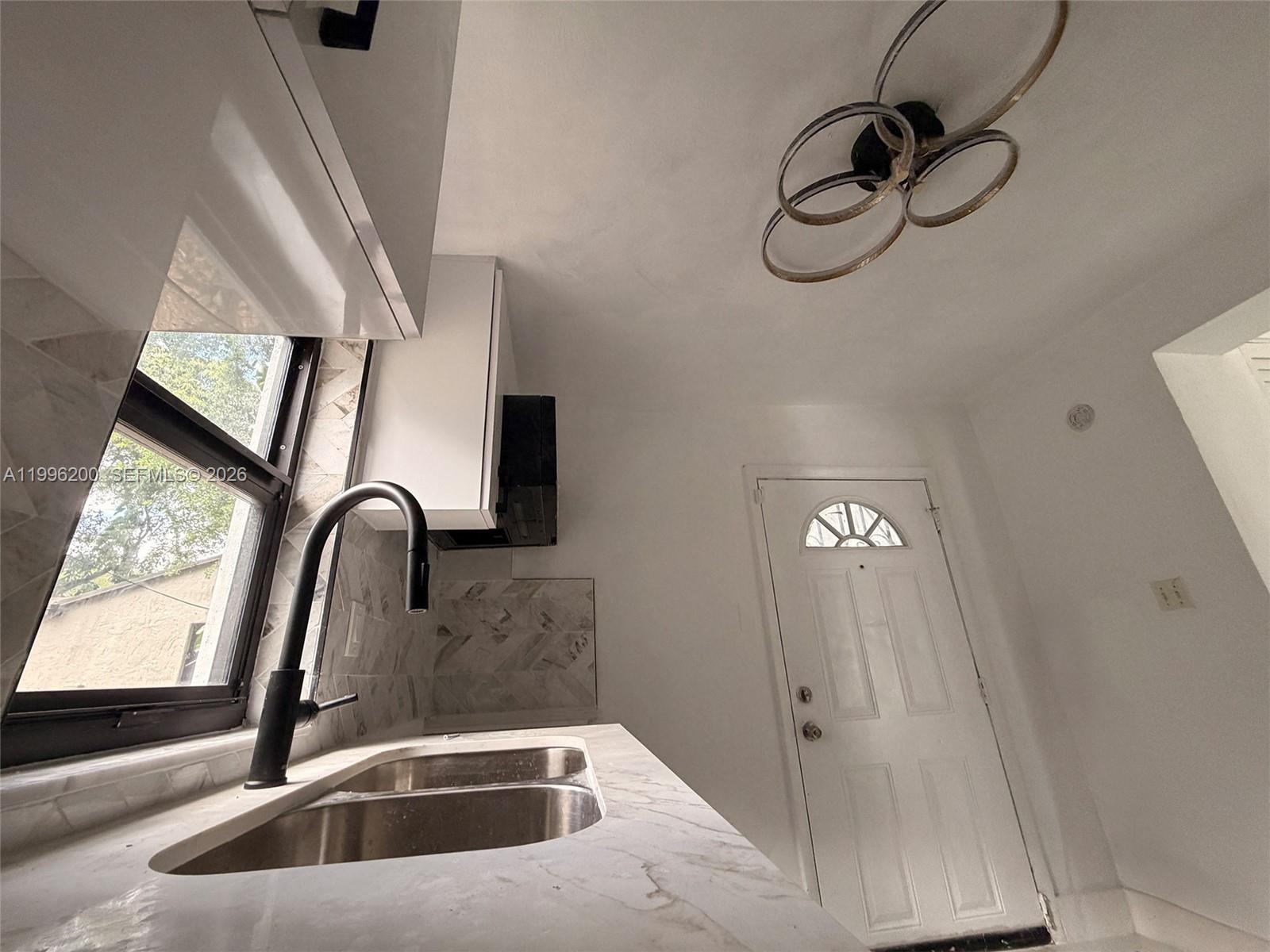 N MIAMI ESTATES - Residential