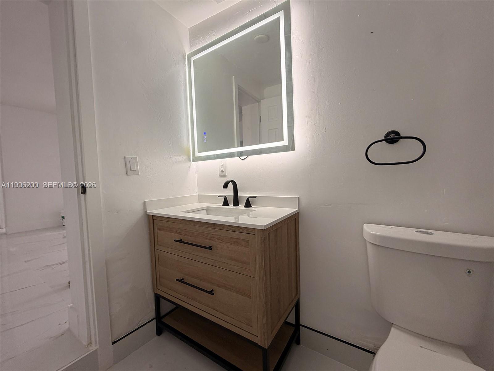 N MIAMI ESTATES - Residential