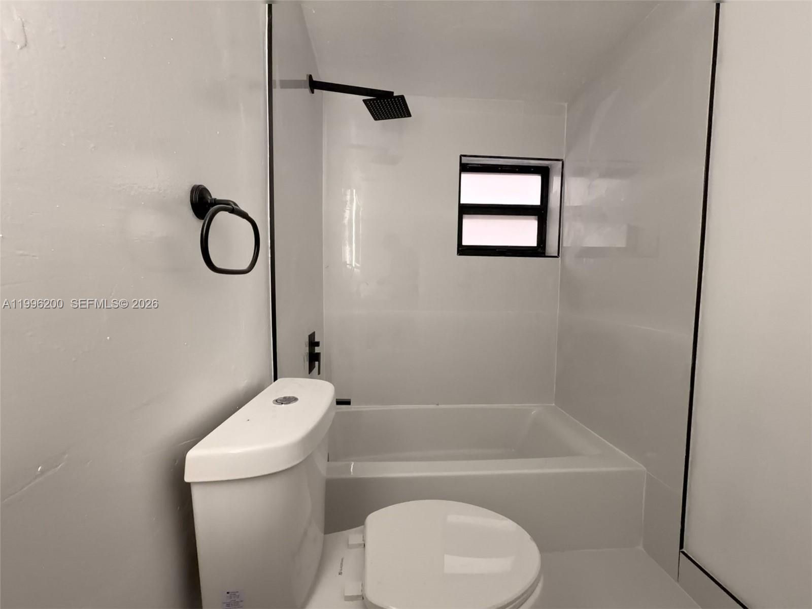 N MIAMI ESTATES - Residential