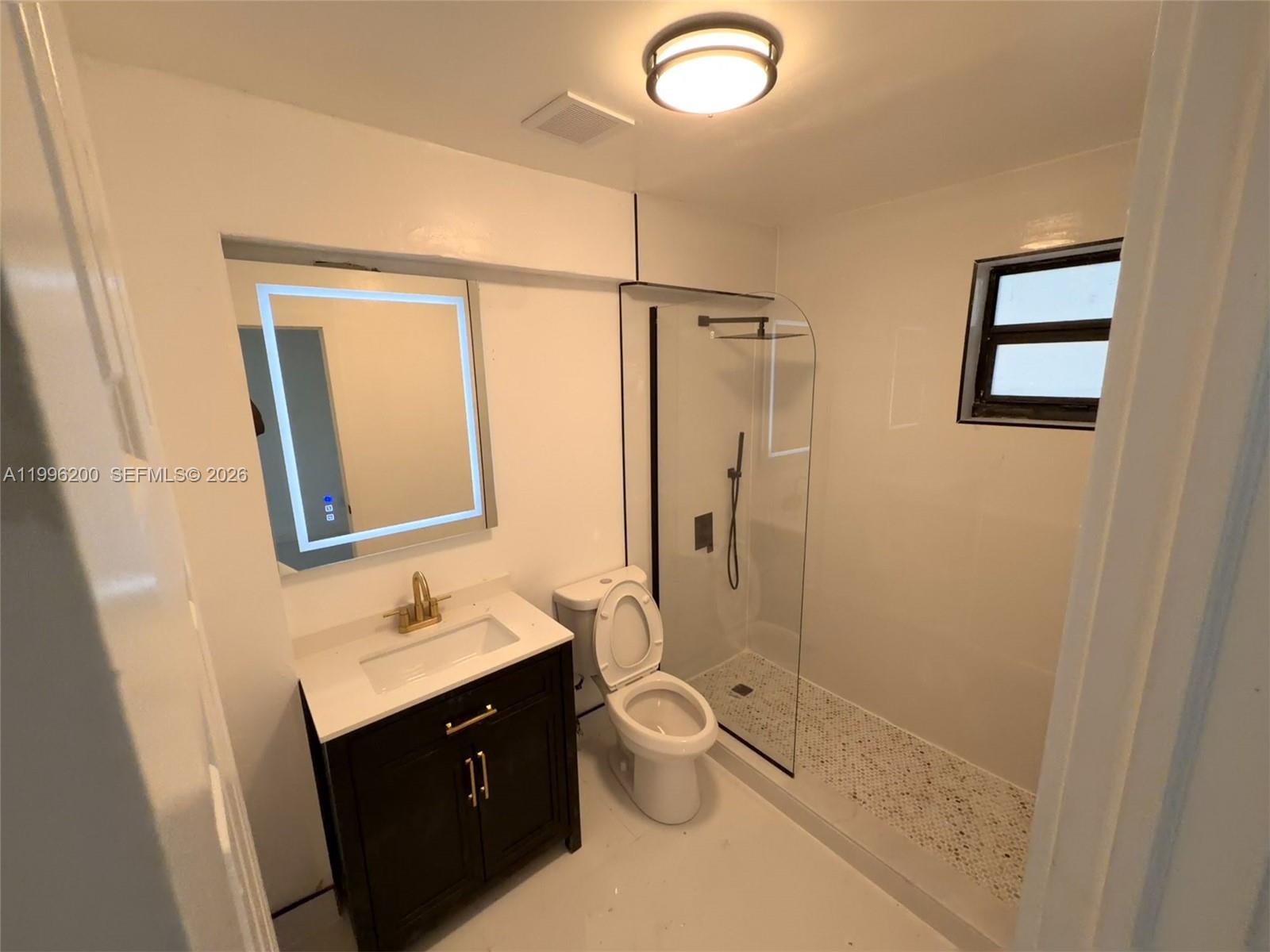 N MIAMI ESTATES - Residential