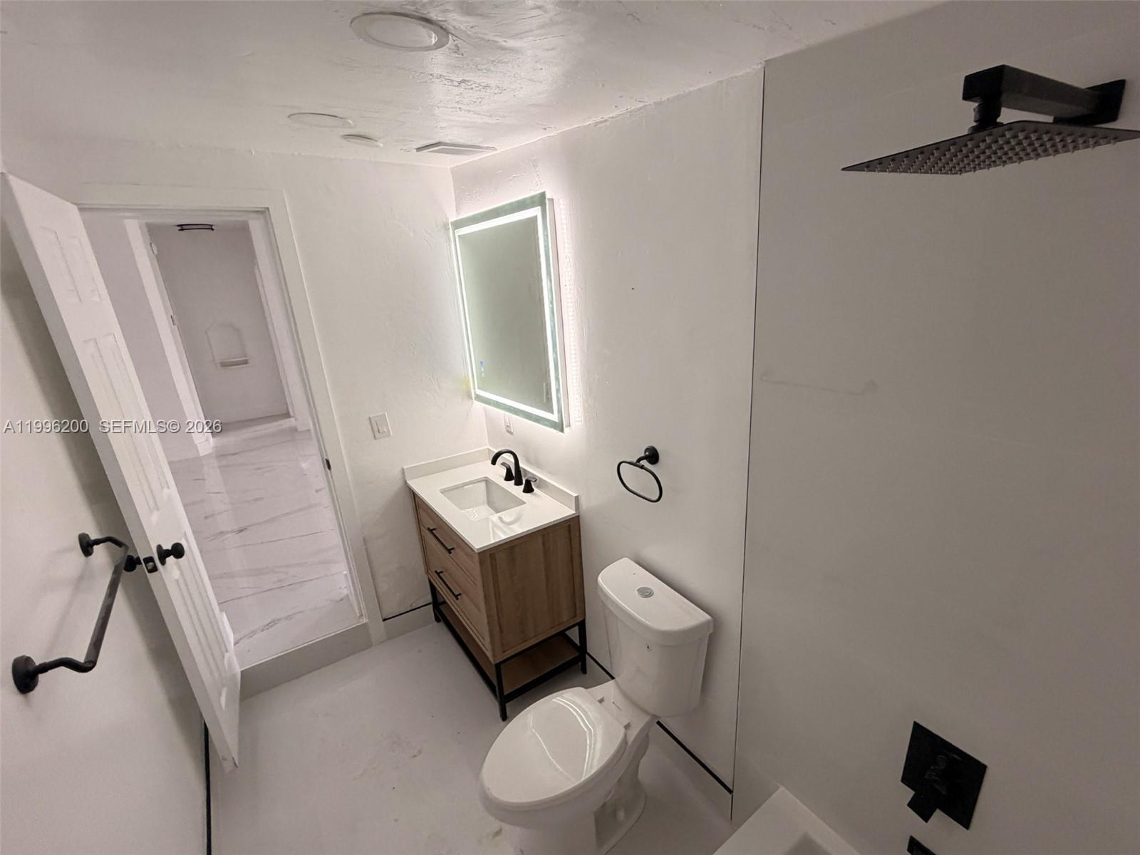 N MIAMI ESTATES - Residential