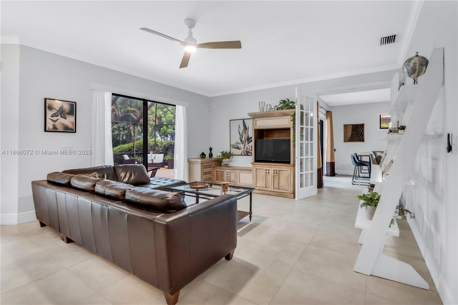 SILVER LAKES - Residential