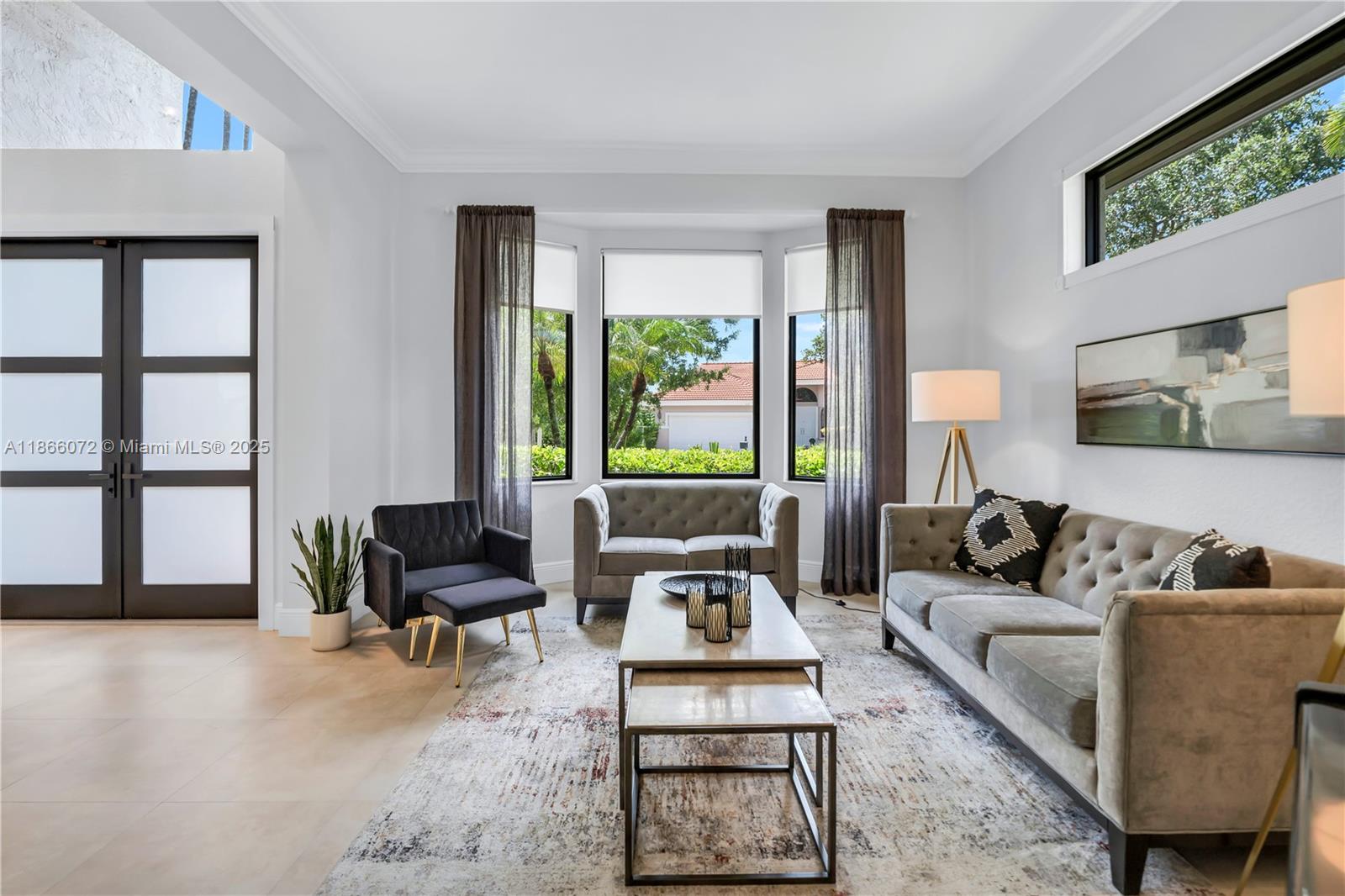 SILVER LAKES - Residential