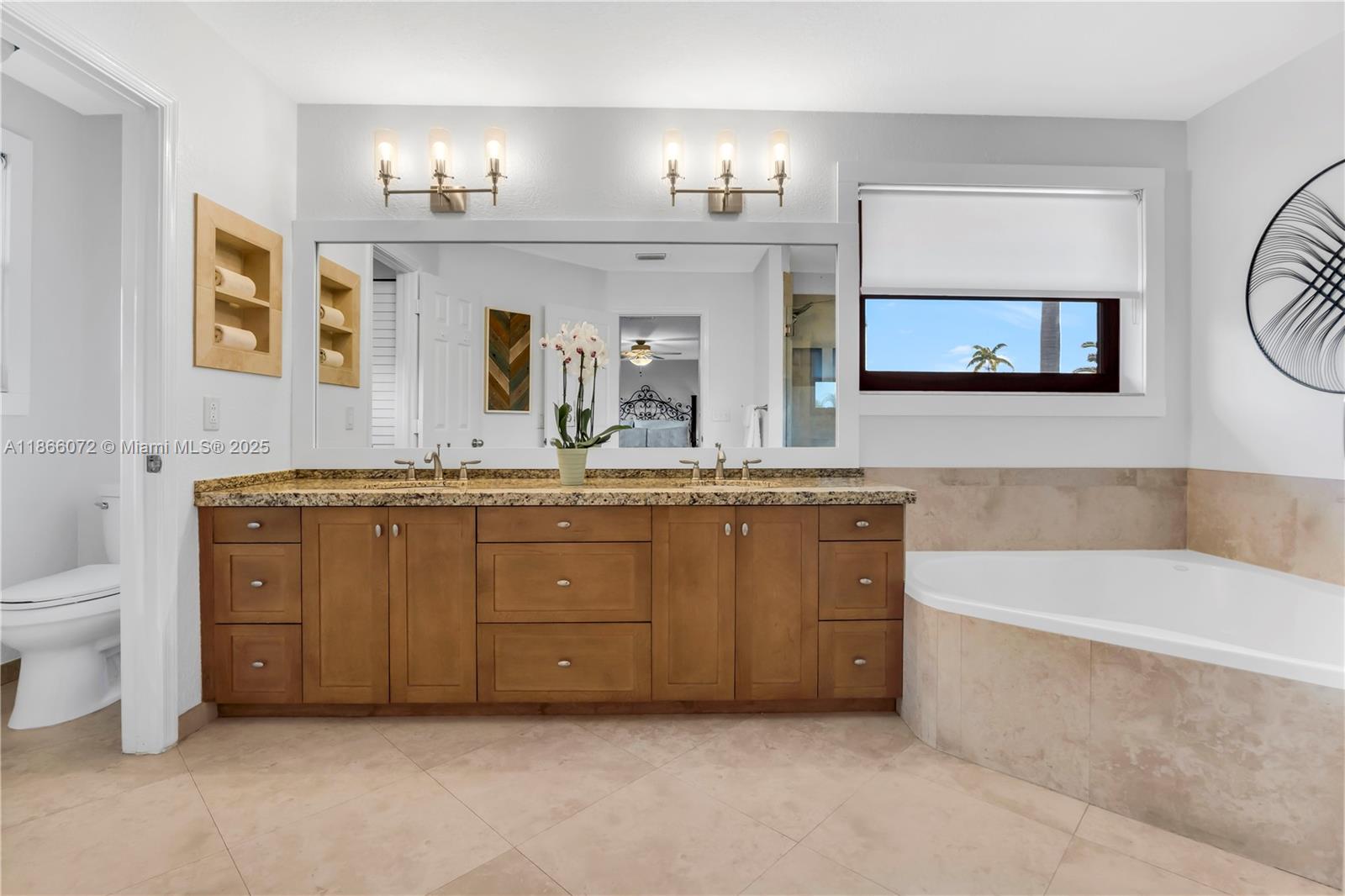 SILVER LAKES - Residential