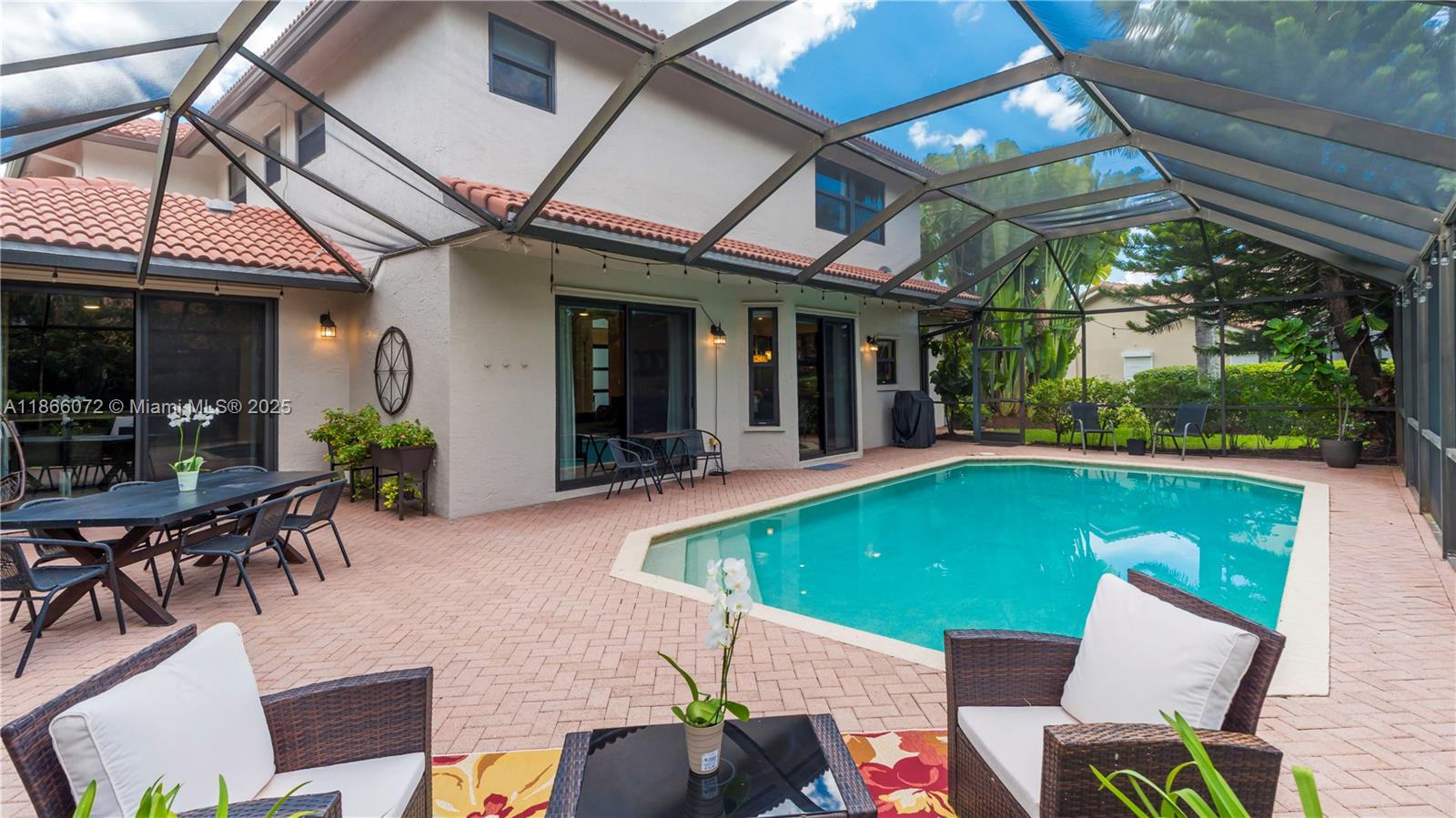 SILVER LAKES - Residential