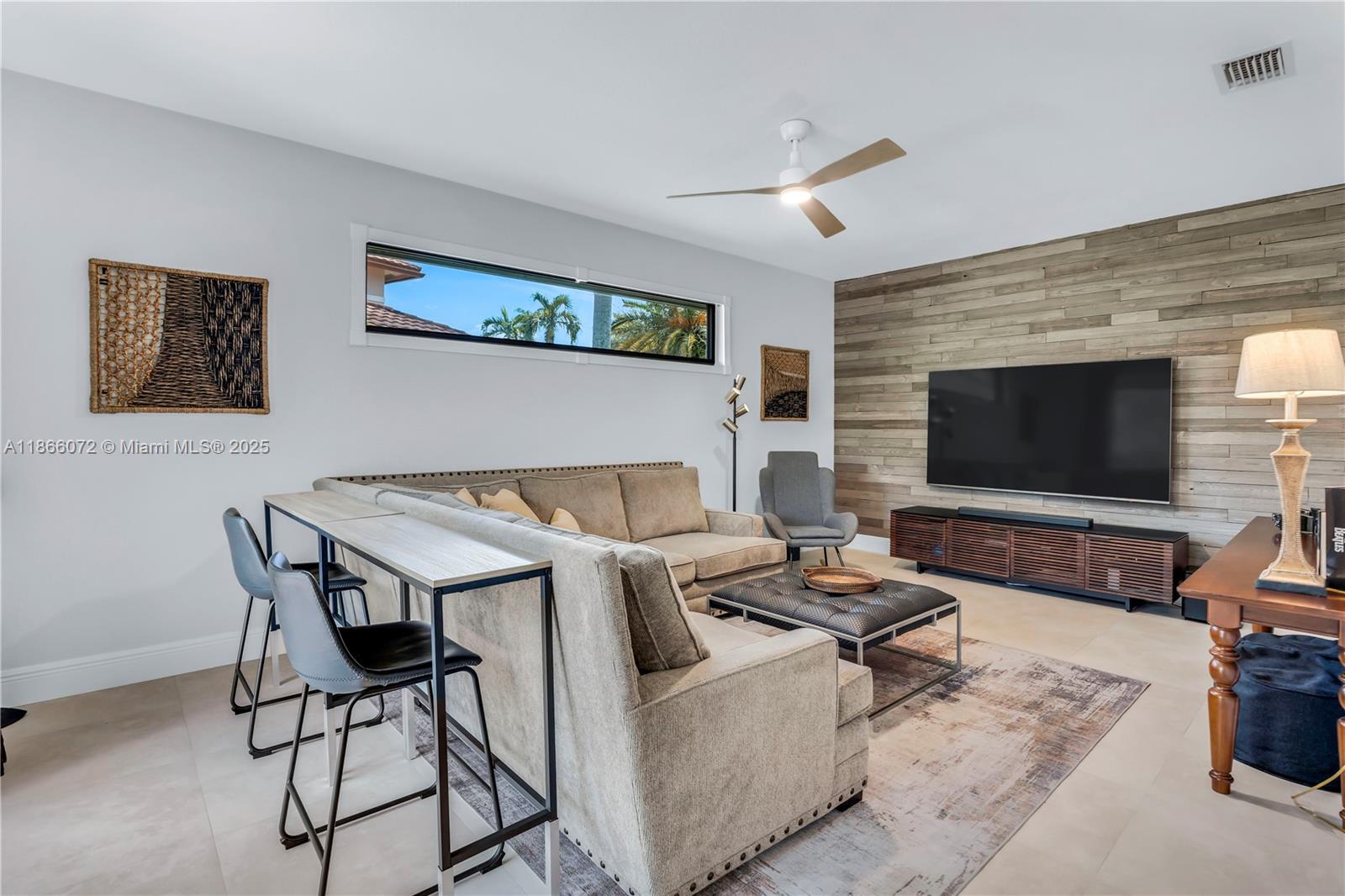 SILVER LAKES - Residential