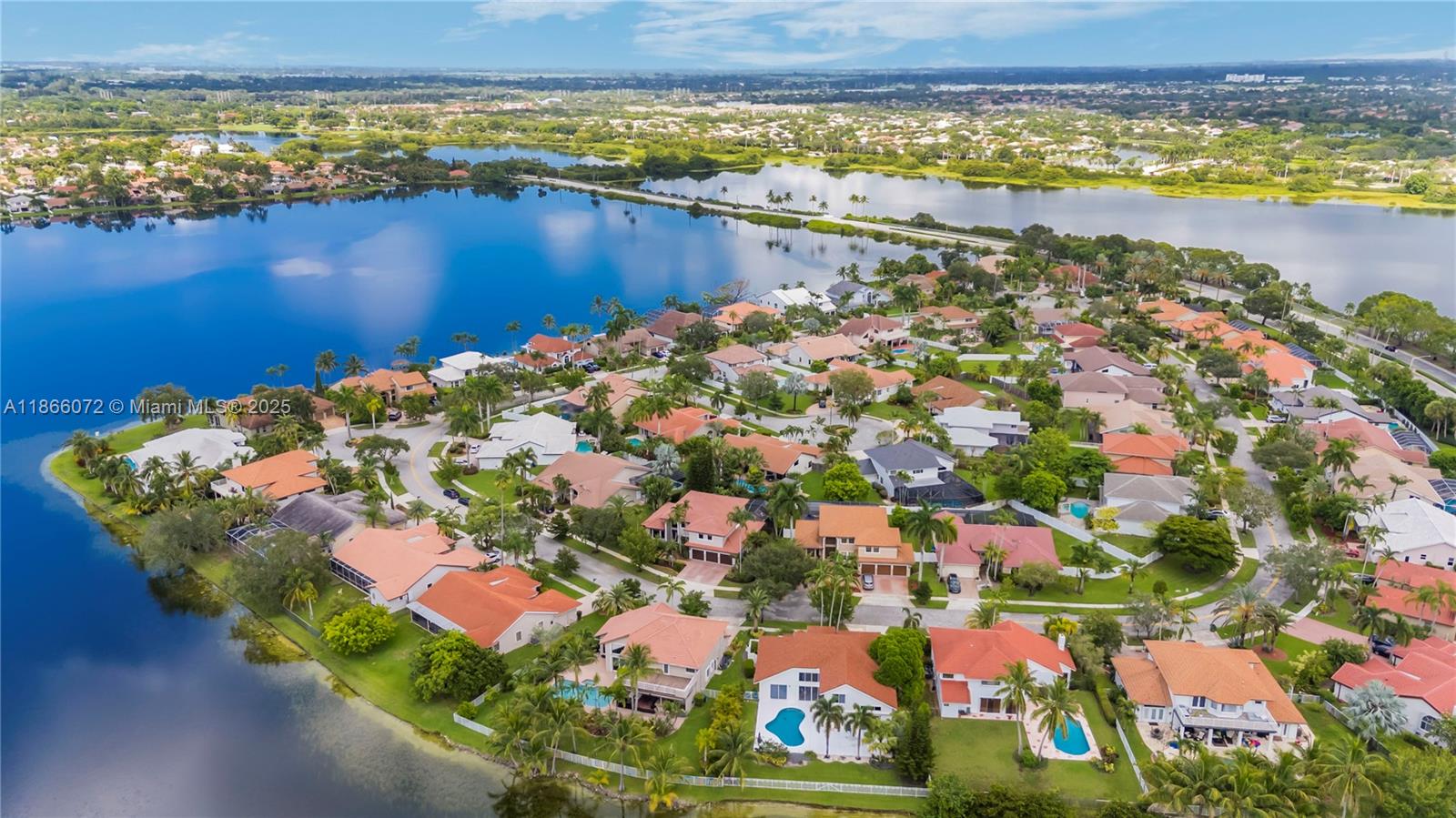 SILVER LAKES - Residential