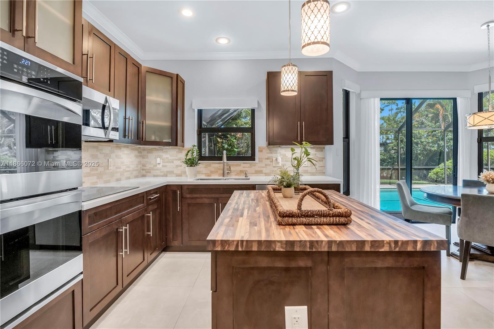 SILVER LAKES - Residential