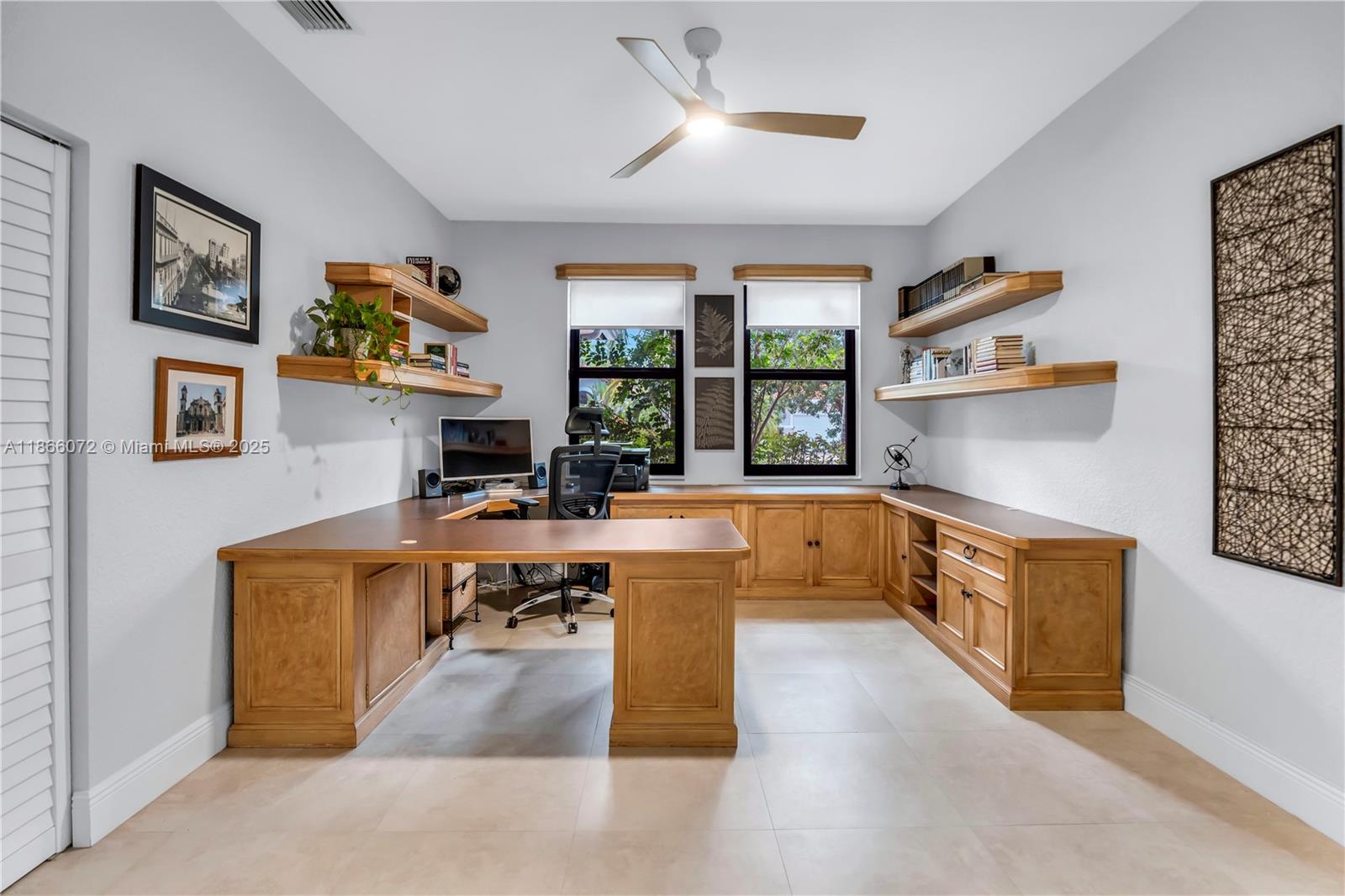 SILVER LAKES - Residential