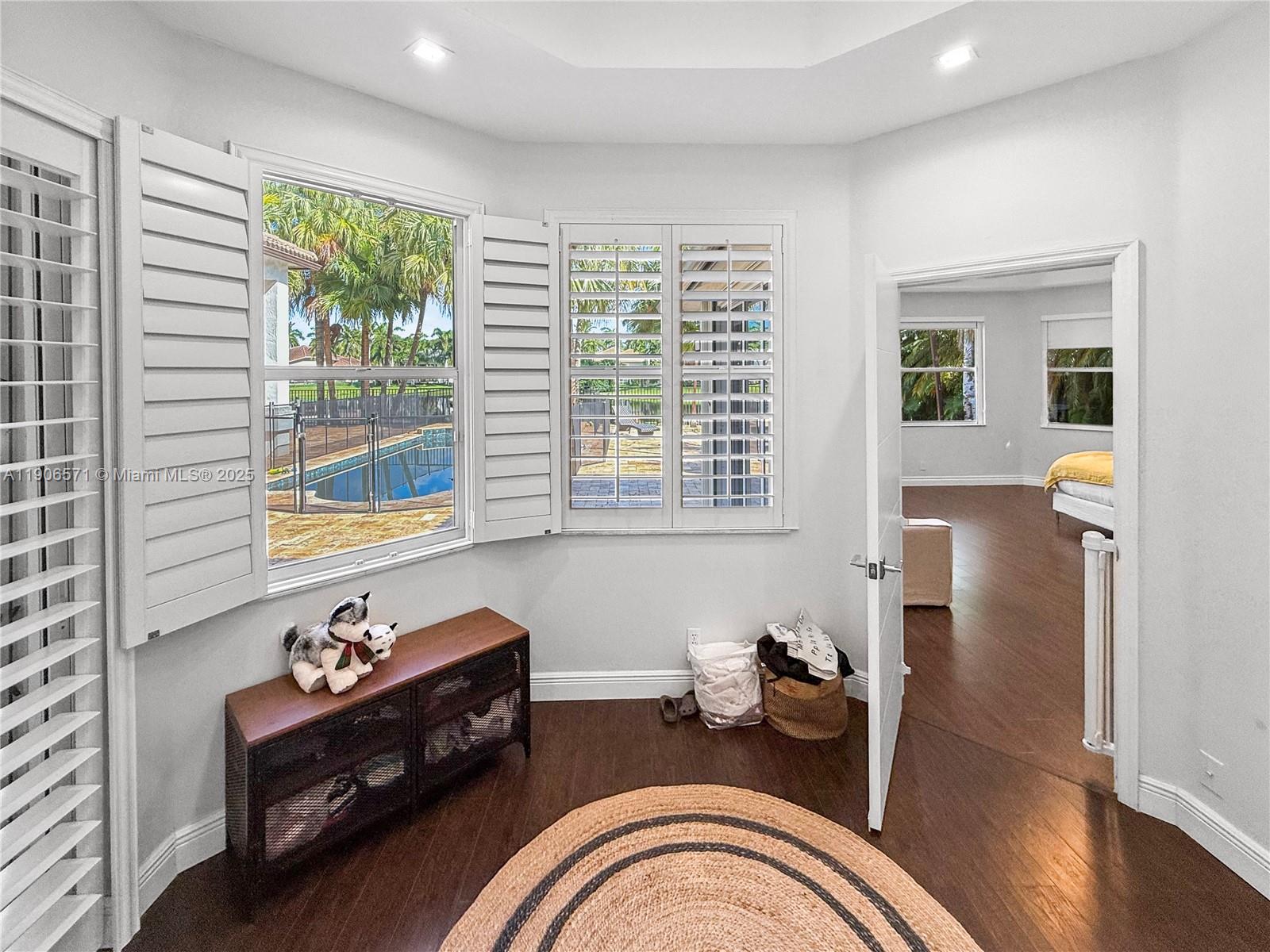 SECTOR 7 - - Residential Lease