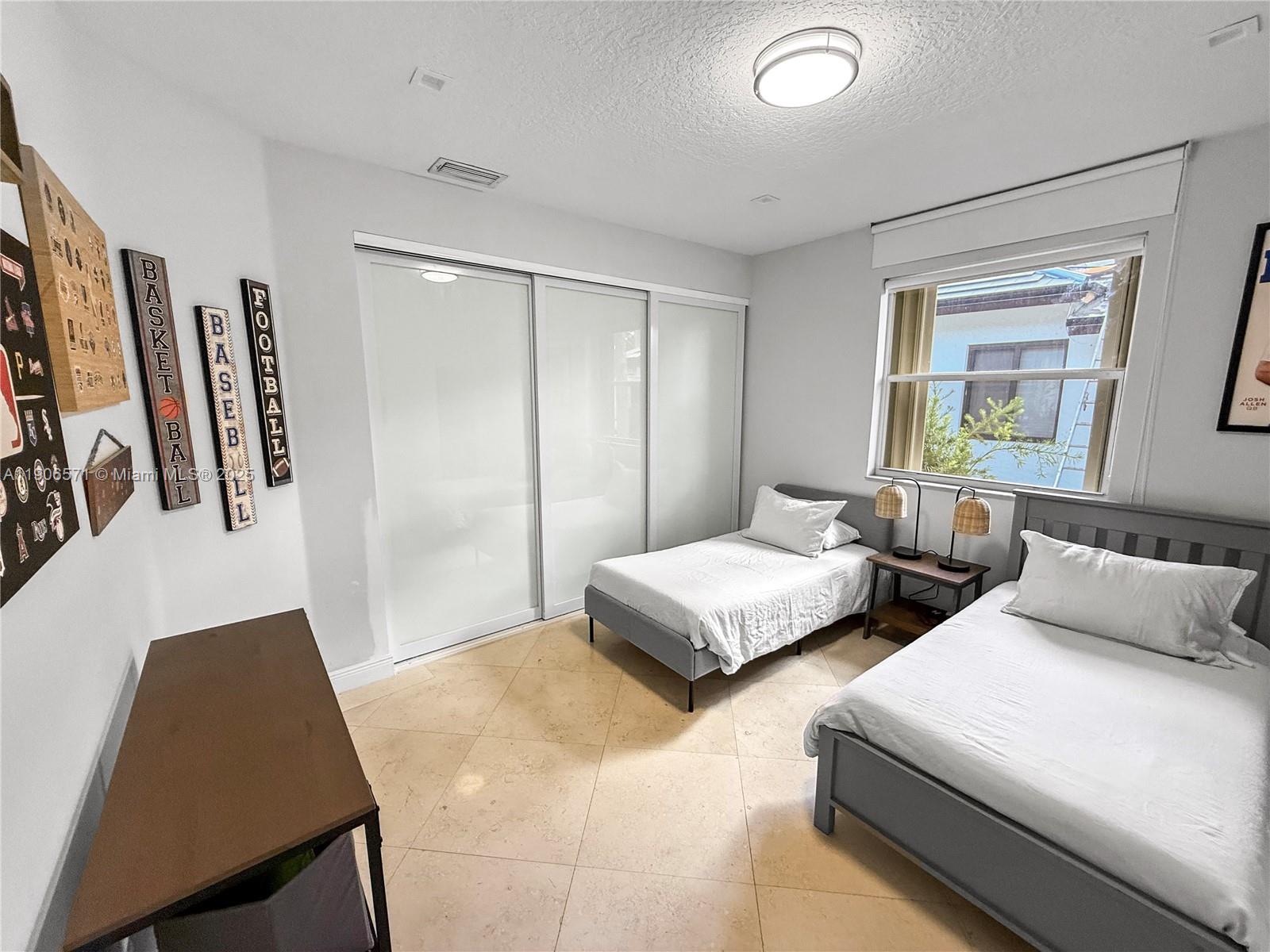 SECTOR 7 - - Residential Lease