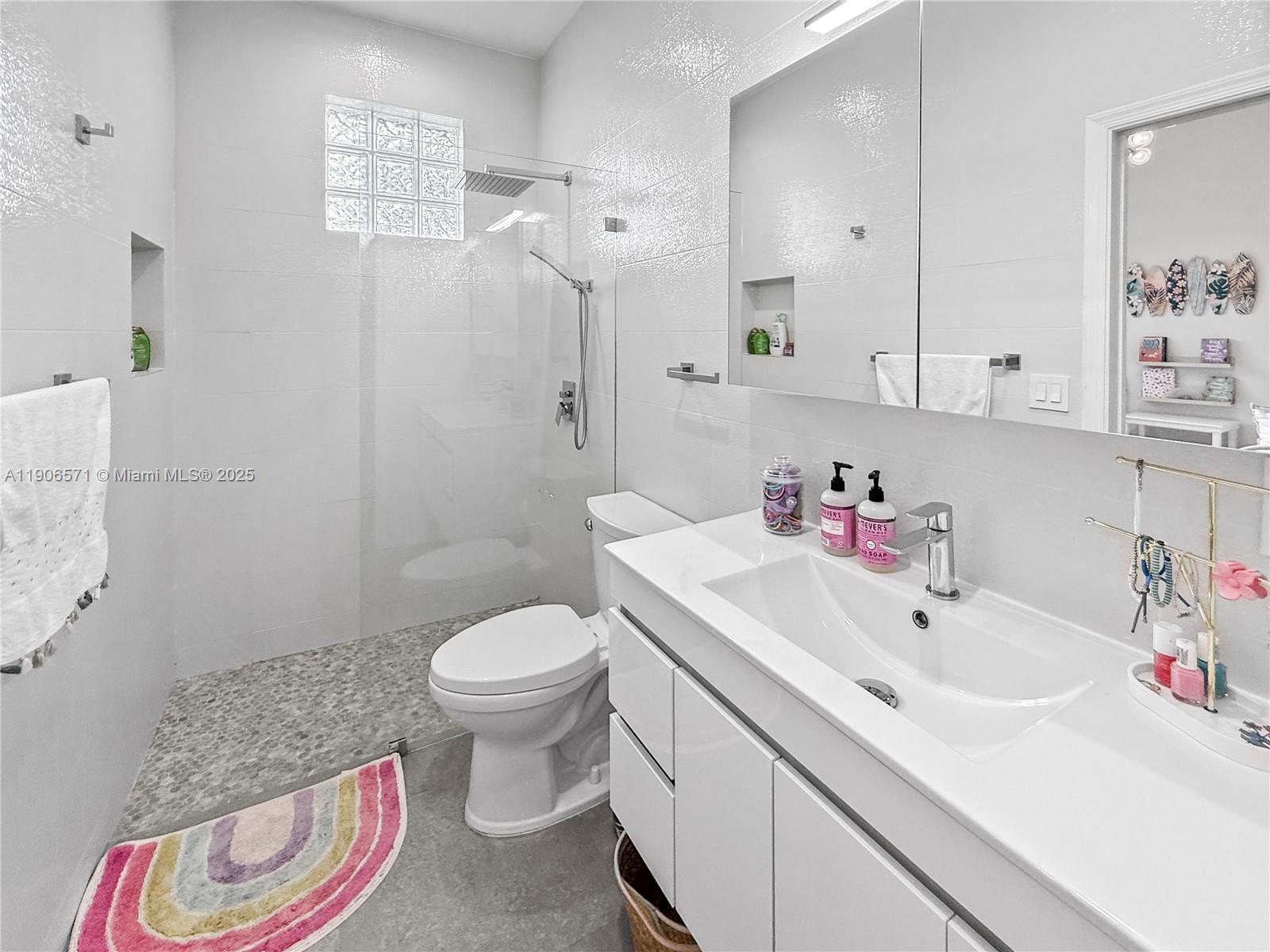 SECTOR 7 - - Residential Lease