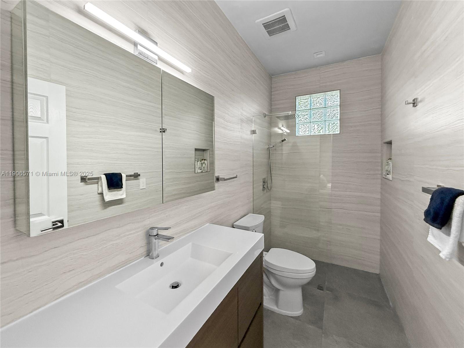 SECTOR 7 - - Residential Lease