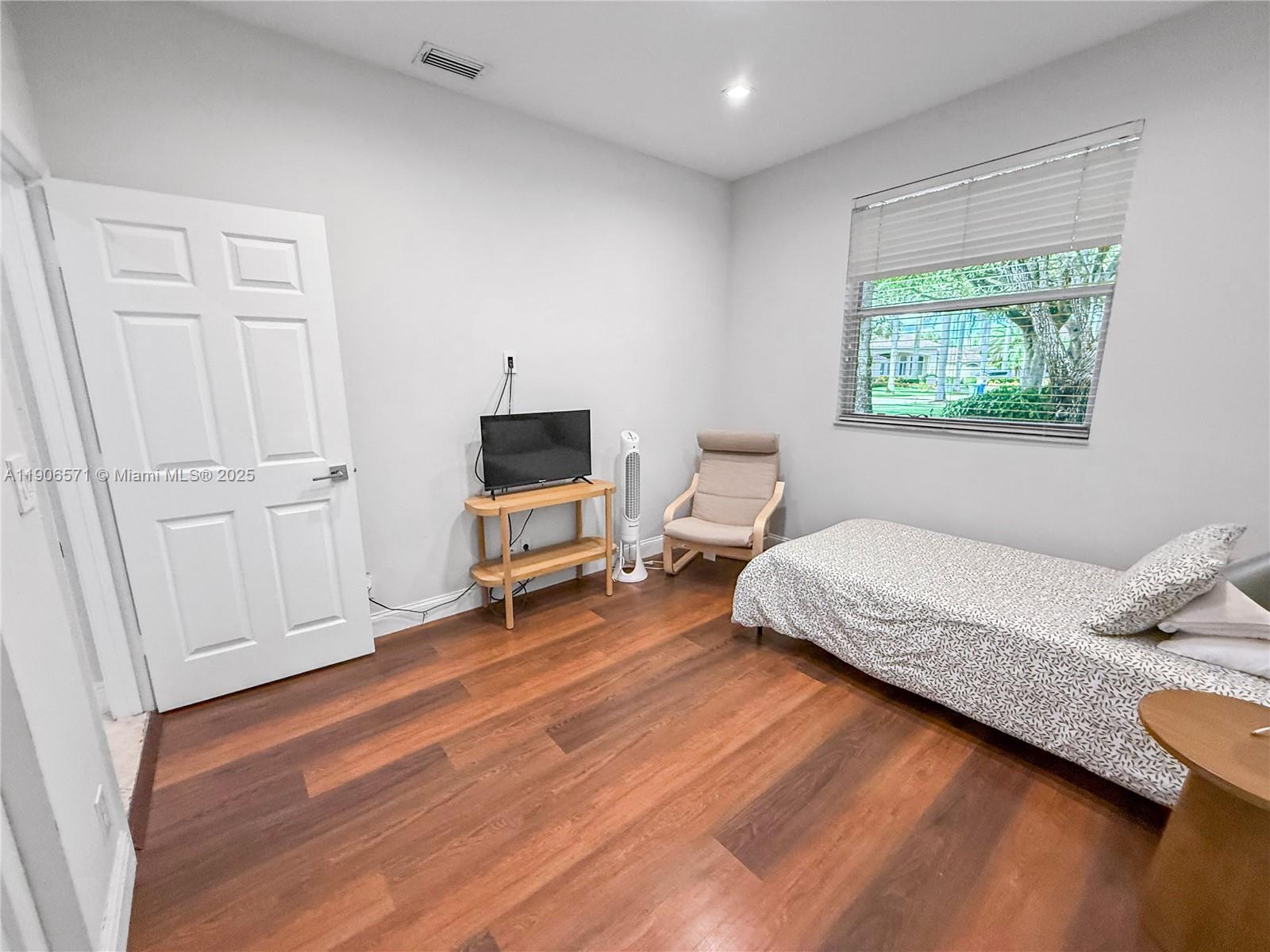 SECTOR 7 - - Residential Lease