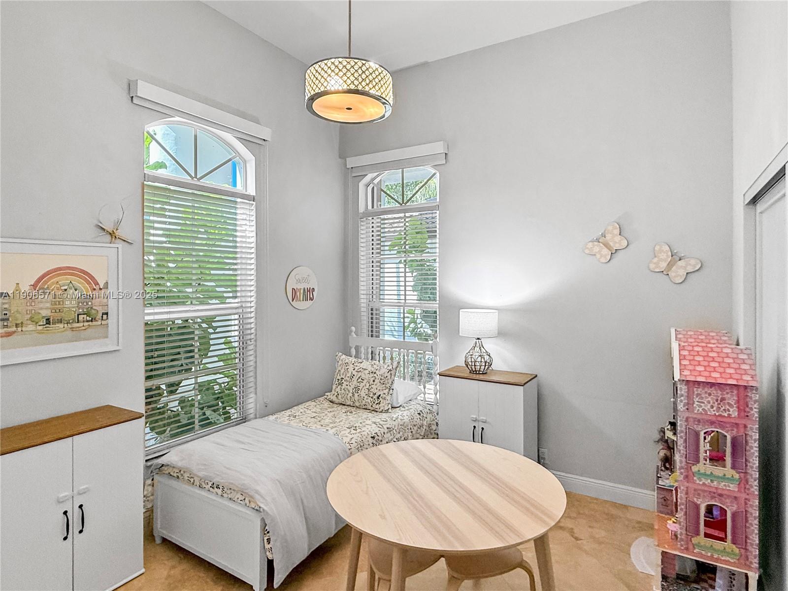 SECTOR 7 - - Residential Lease