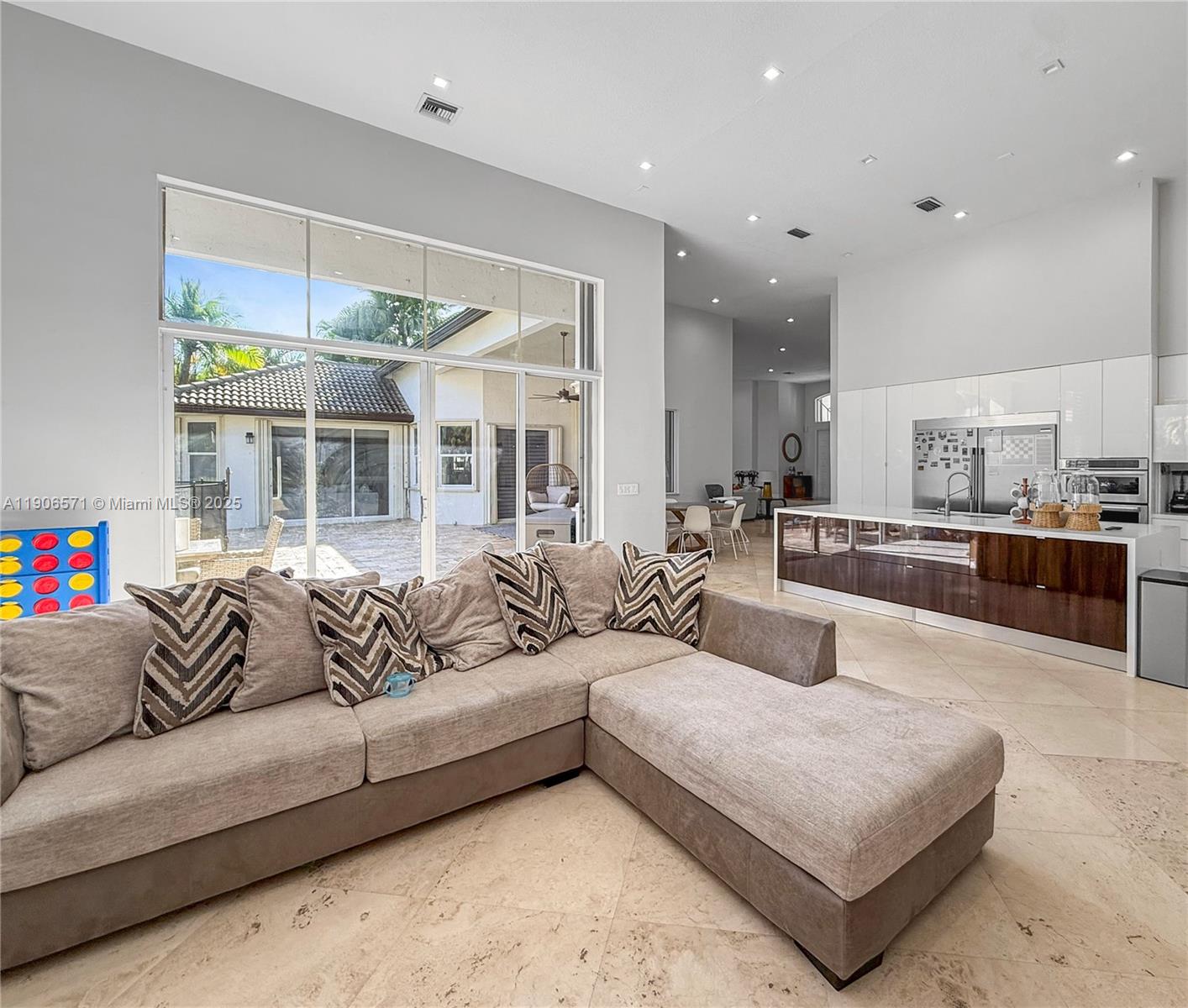 SECTOR 7 - - Residential Lease