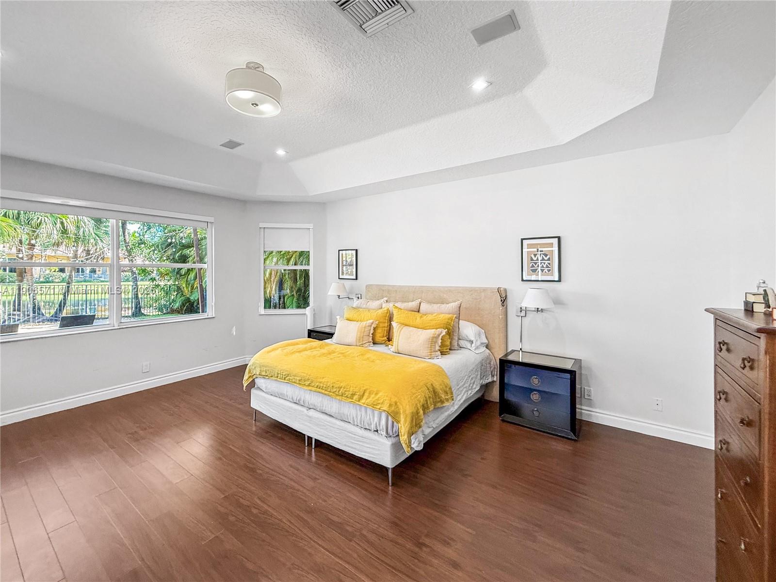 SECTOR 7 - - Residential Lease