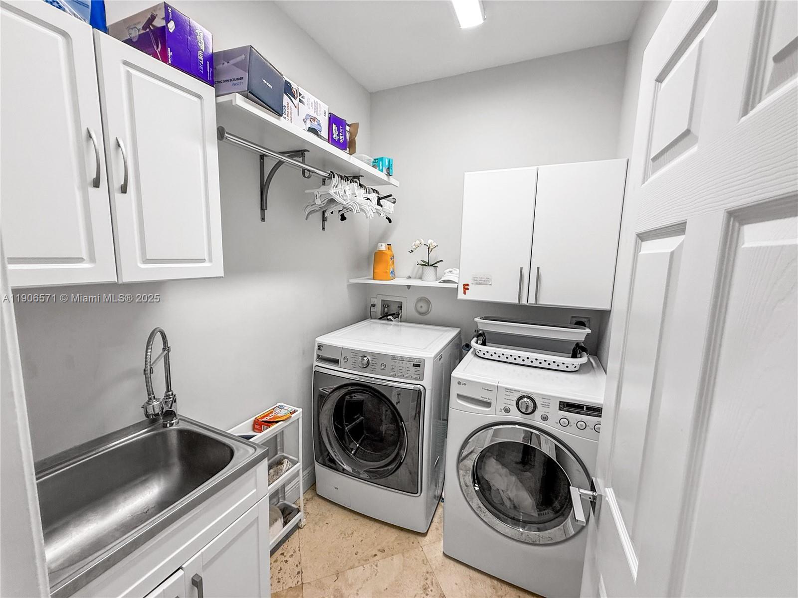 SECTOR 7 - - Residential Lease