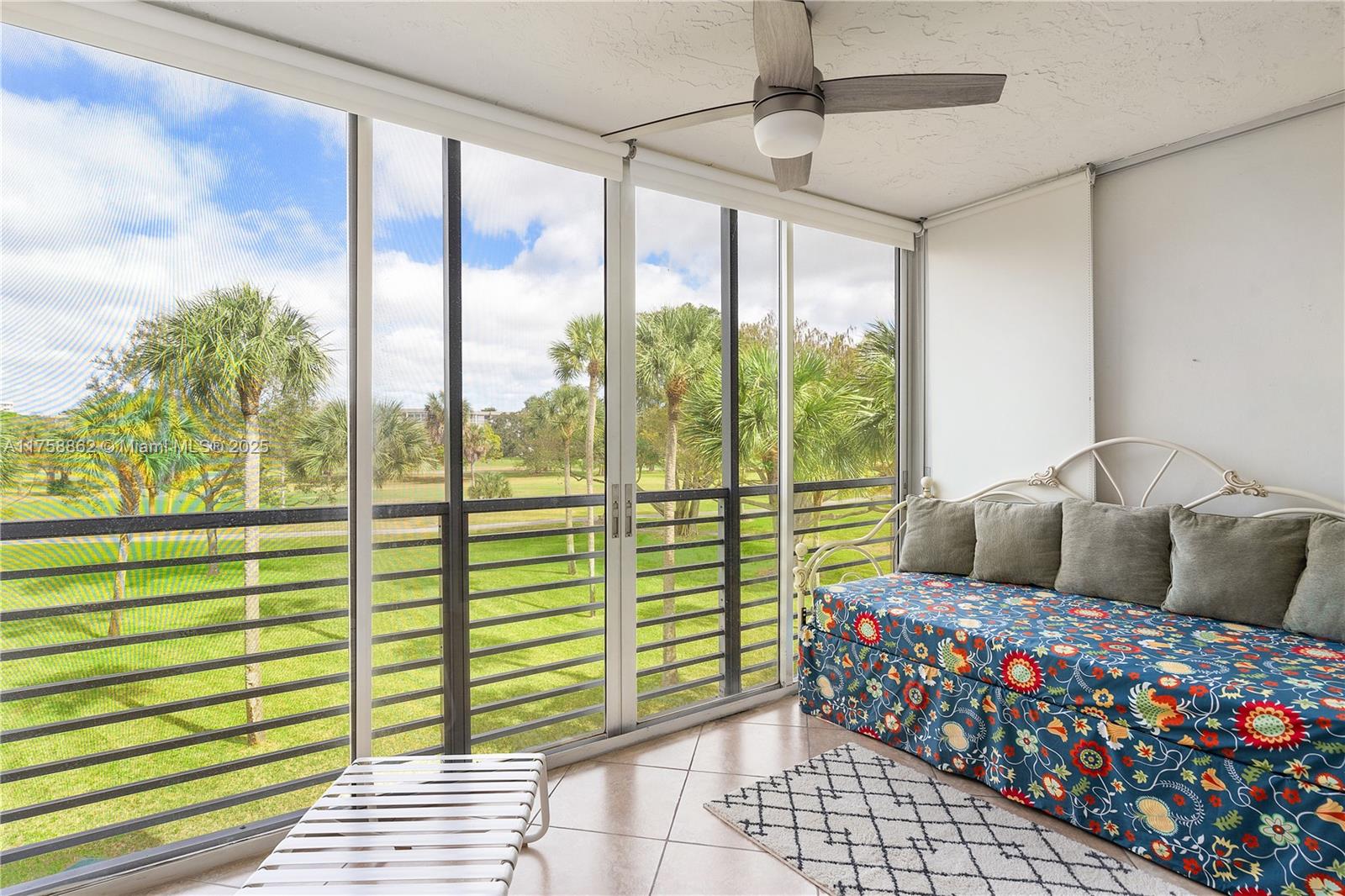 NO 70 PALM-AIRE COUNTRY C - Residential